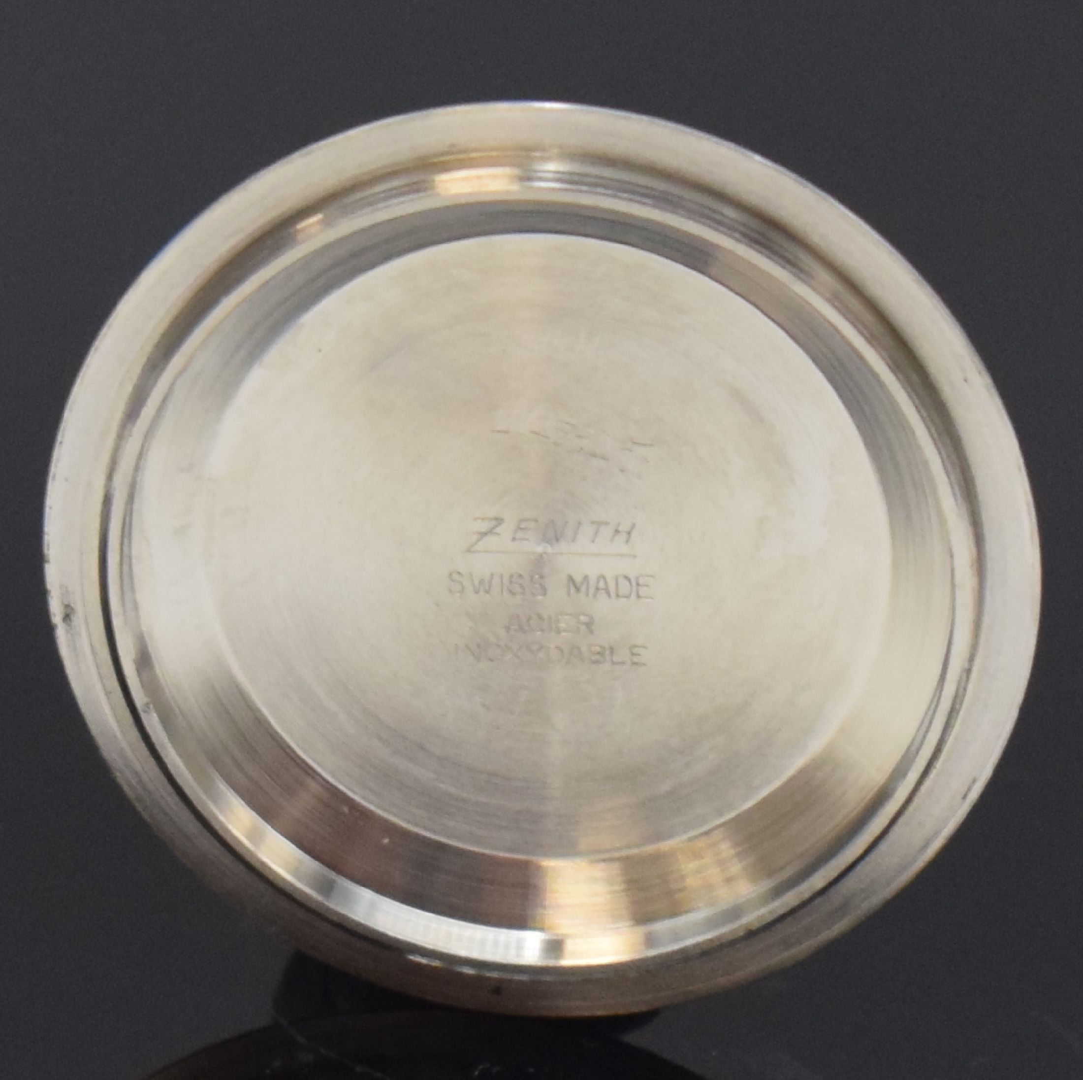 Detail h: ZENITH Super Sub Sea Diver Referenz A3635 seltene Herrenarmbanduhr, Schweiz um 1968, Automatik, massives Gehäuse in Stahl, Boden geschr., neutr. ...