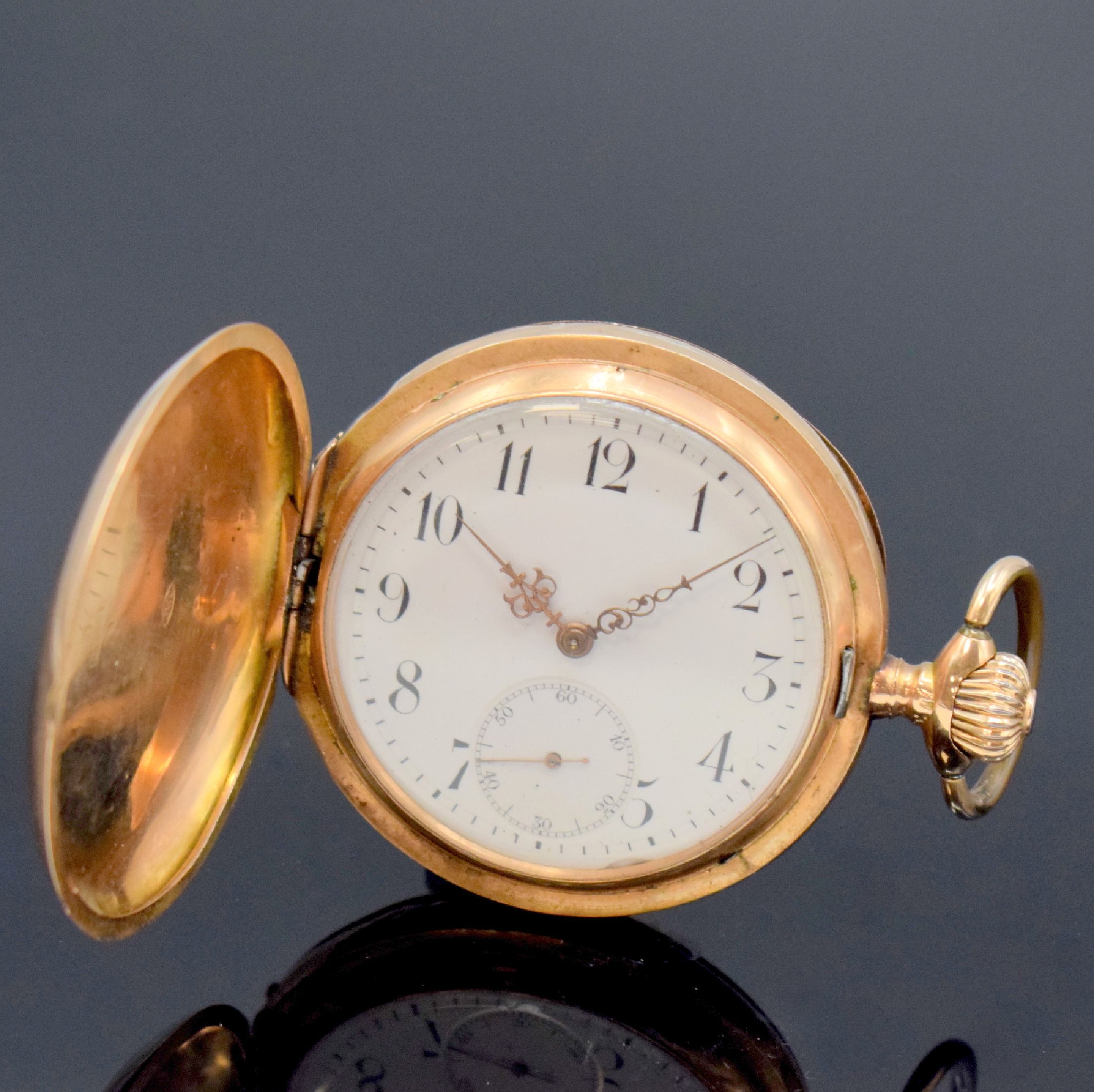 IWC Savonette in RG 585/000, Schweiz um 1900, 2-Deckel Goldgeh. dell., Emailzifferbl. m. arab. Zahlen, gold. Zeiger, verg. Werk Kal. 53, 3 verschr. ...