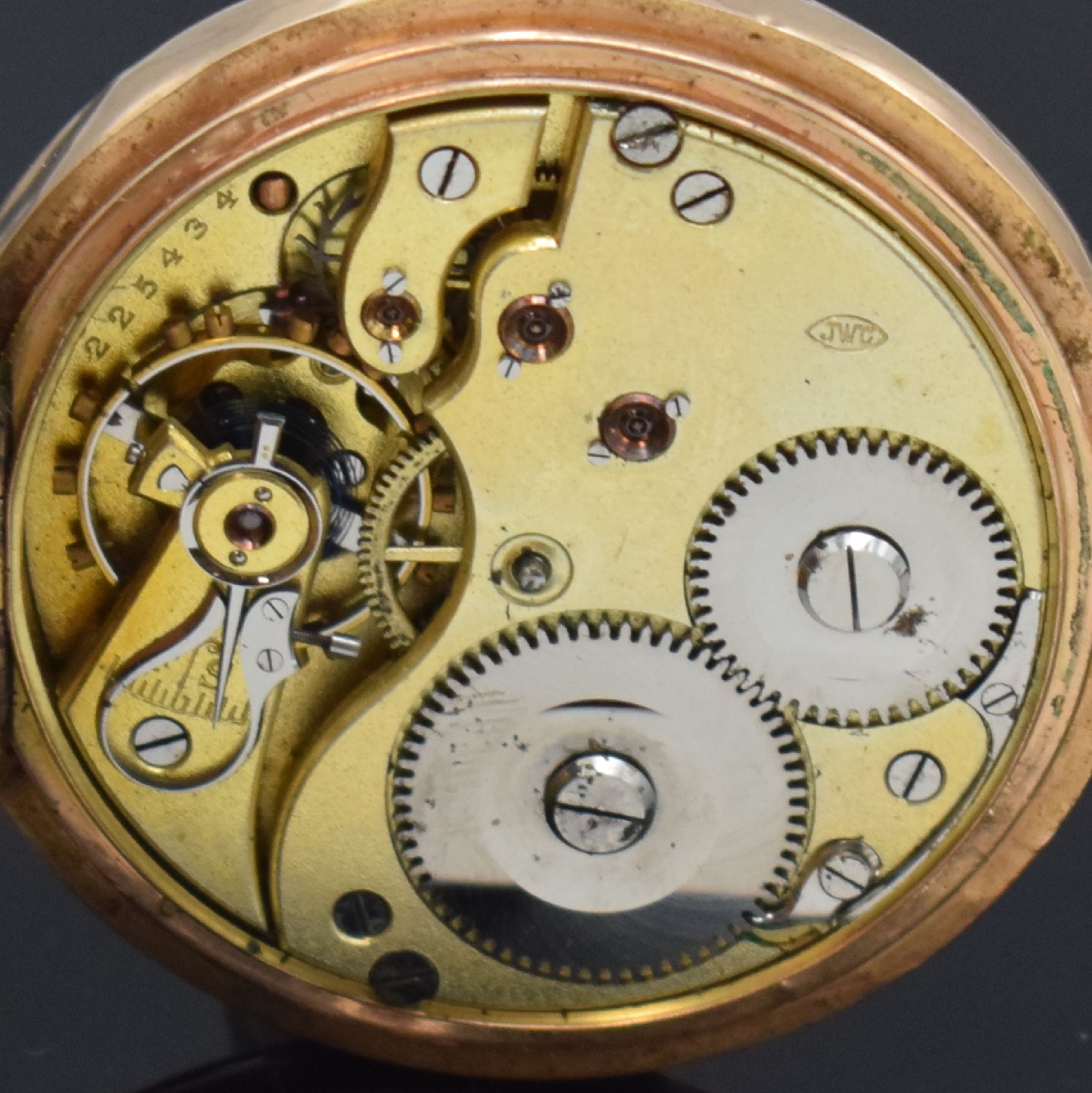 Detail e: IWC Savonette in RG 585/000, Schweiz um 1900, 2-Deckel Goldgeh. dell., Emailzifferbl. m. arab. Zahlen, gold. Zeiger, verg. Werk Kal. 53, 3 verschr. ...