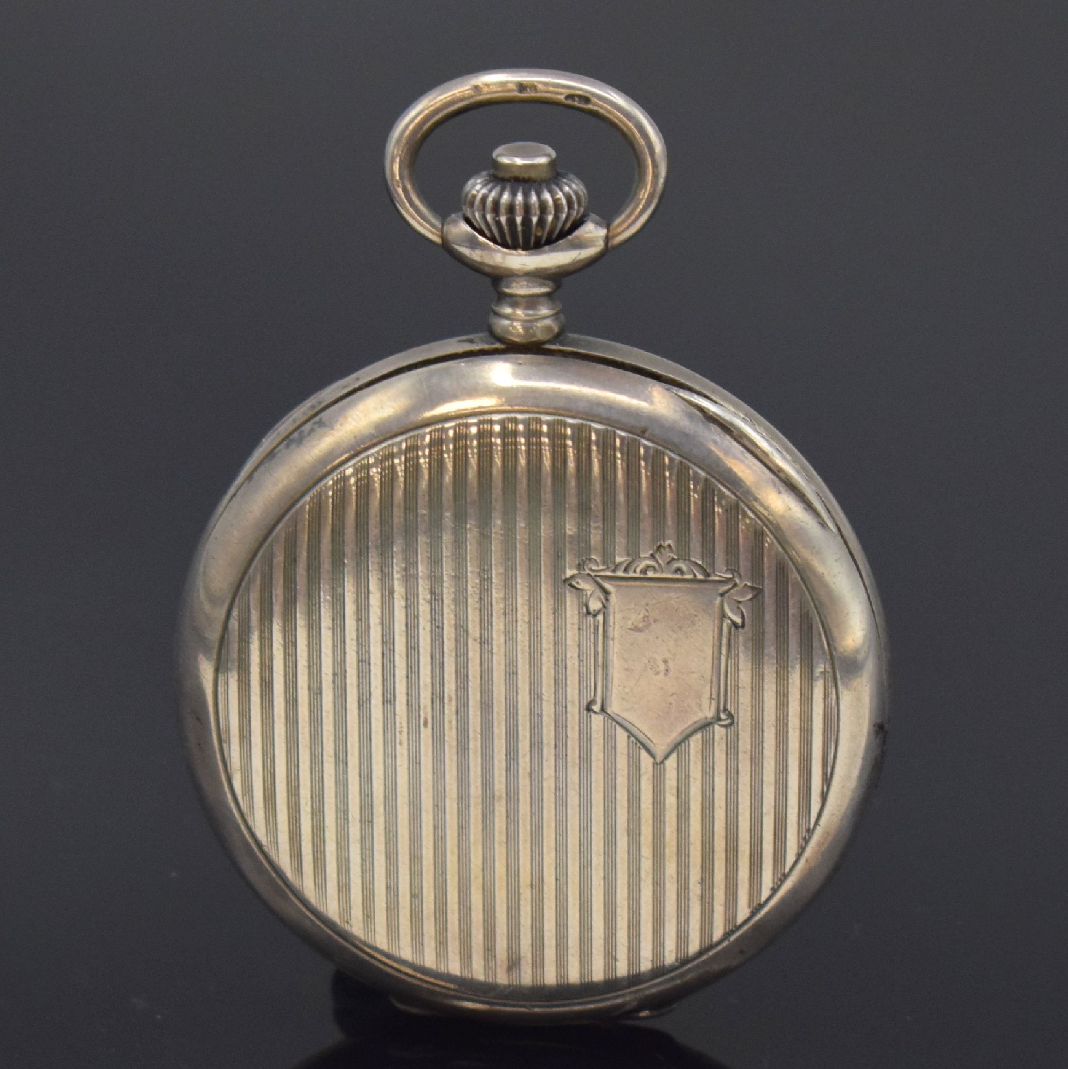 Detail c: ATO offene Herrentaschenuhr mit Chronograph, Schweiz um 1915, Emailzifferbl. m. arab. Zahlen besch., versch. Hilfsskalen, 30-Min.- Zähler, verg. ...