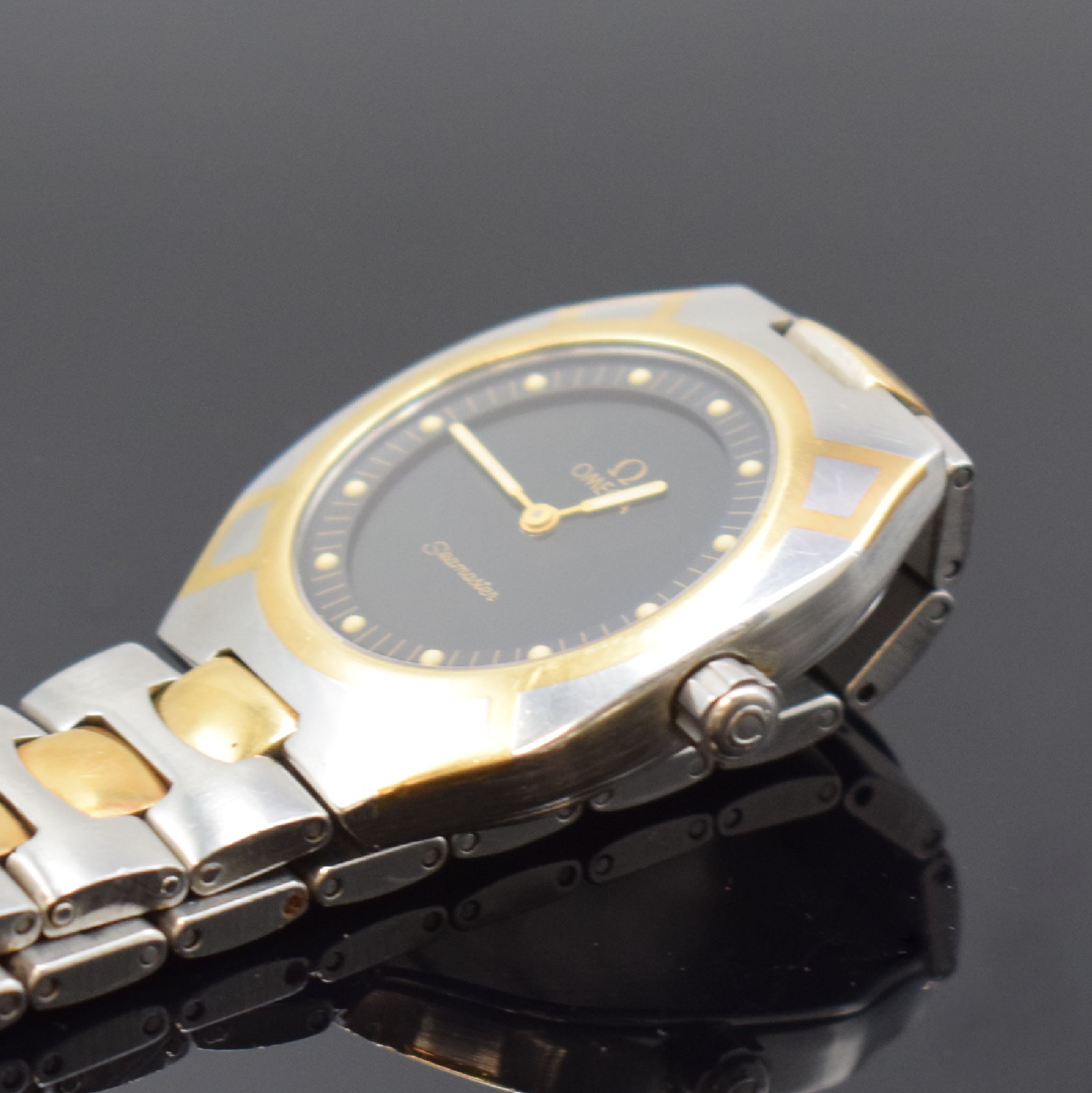 Detail c: OMEGA Seamaster Polaris Multifunktionsuhr in Stahl/Gold, Schweiz um 1995, 2-tlg. Geh. Ref. 386.0822, Boden 4-fach verschr., integr. orig. Band m. ...
