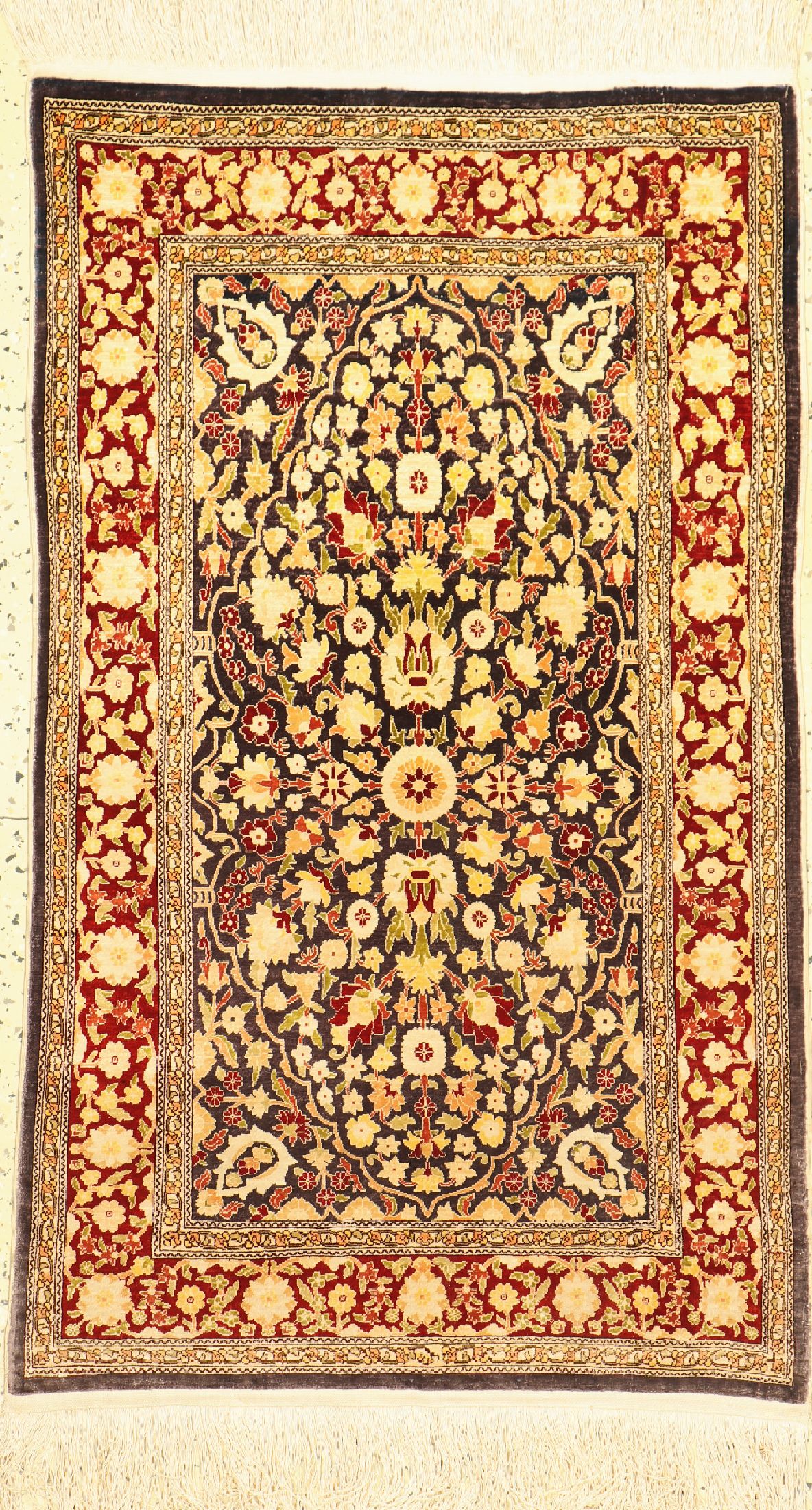 Hereke Seide fein, Türkei, um 1960, reine Naturseide, ca. 106 x 66 cm, EHZ: 1-2