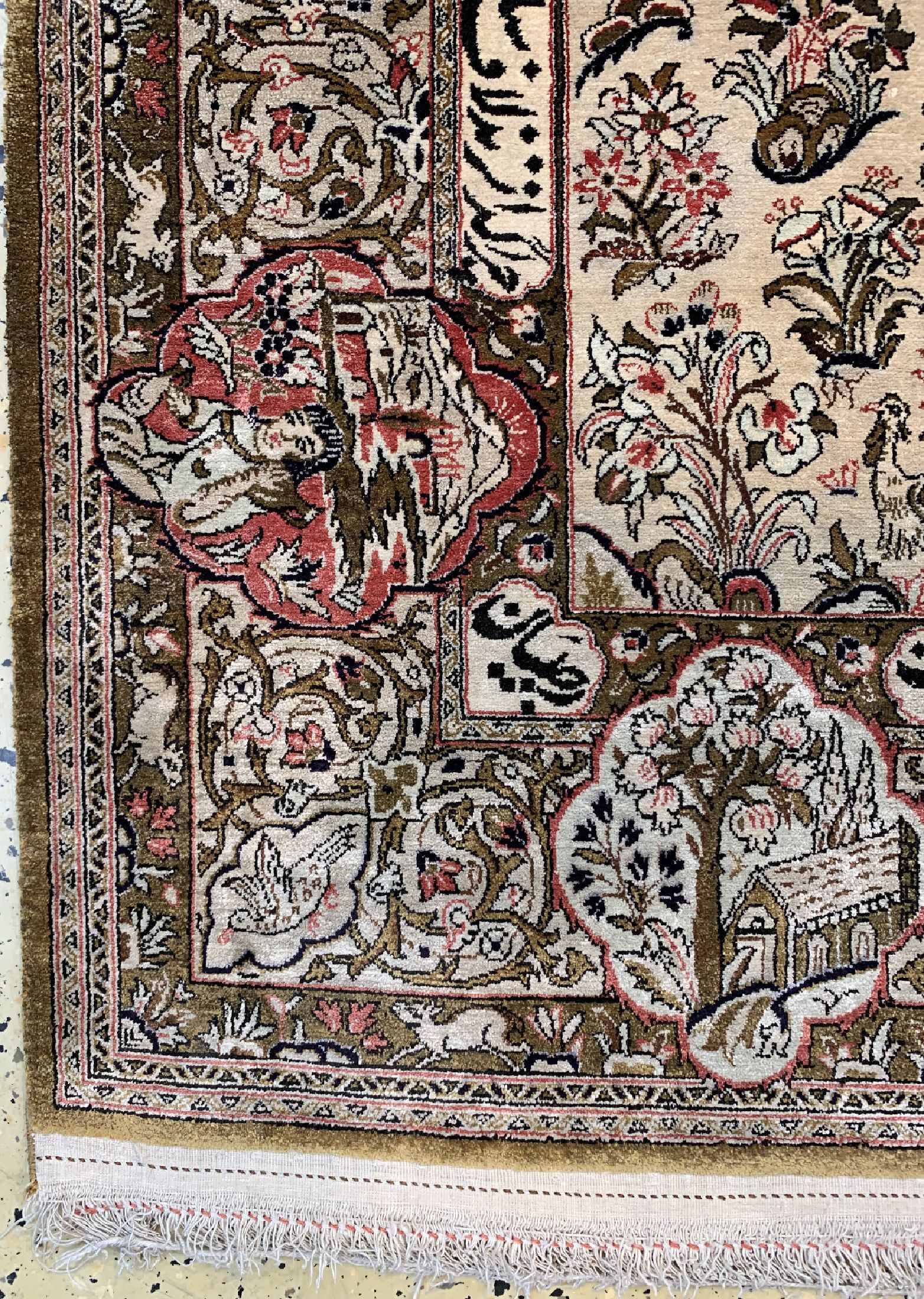 Detail e: Ghom Seide Persien, signiert(Radjabian), um1950, reine Naturseide, ca. 210 x 138 cm, EHZ:1-2