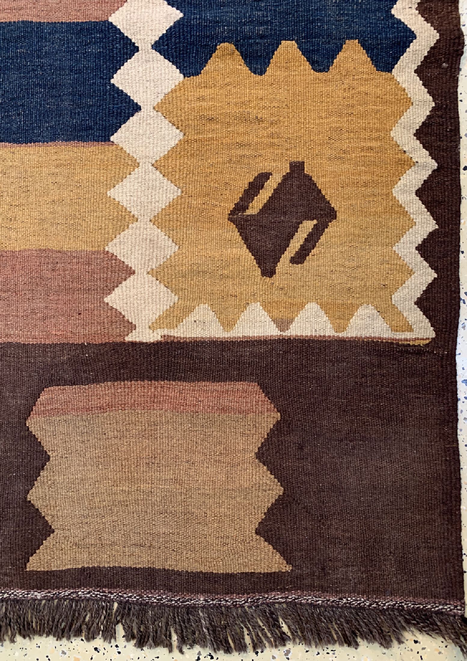 Detail a: Kelim antik, Tadschikistan, um 1920, Wolle auf Wolle, ca. 330 x 162 cm, EHZ: 1-2