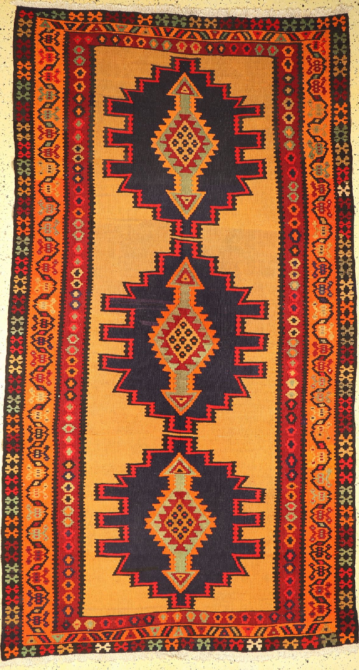 Dorfkelim, Persien, Malayer Region, um 1950, Wolle auf Baumwolle, ca. 298 x 163 cm, EHZ: 1-2