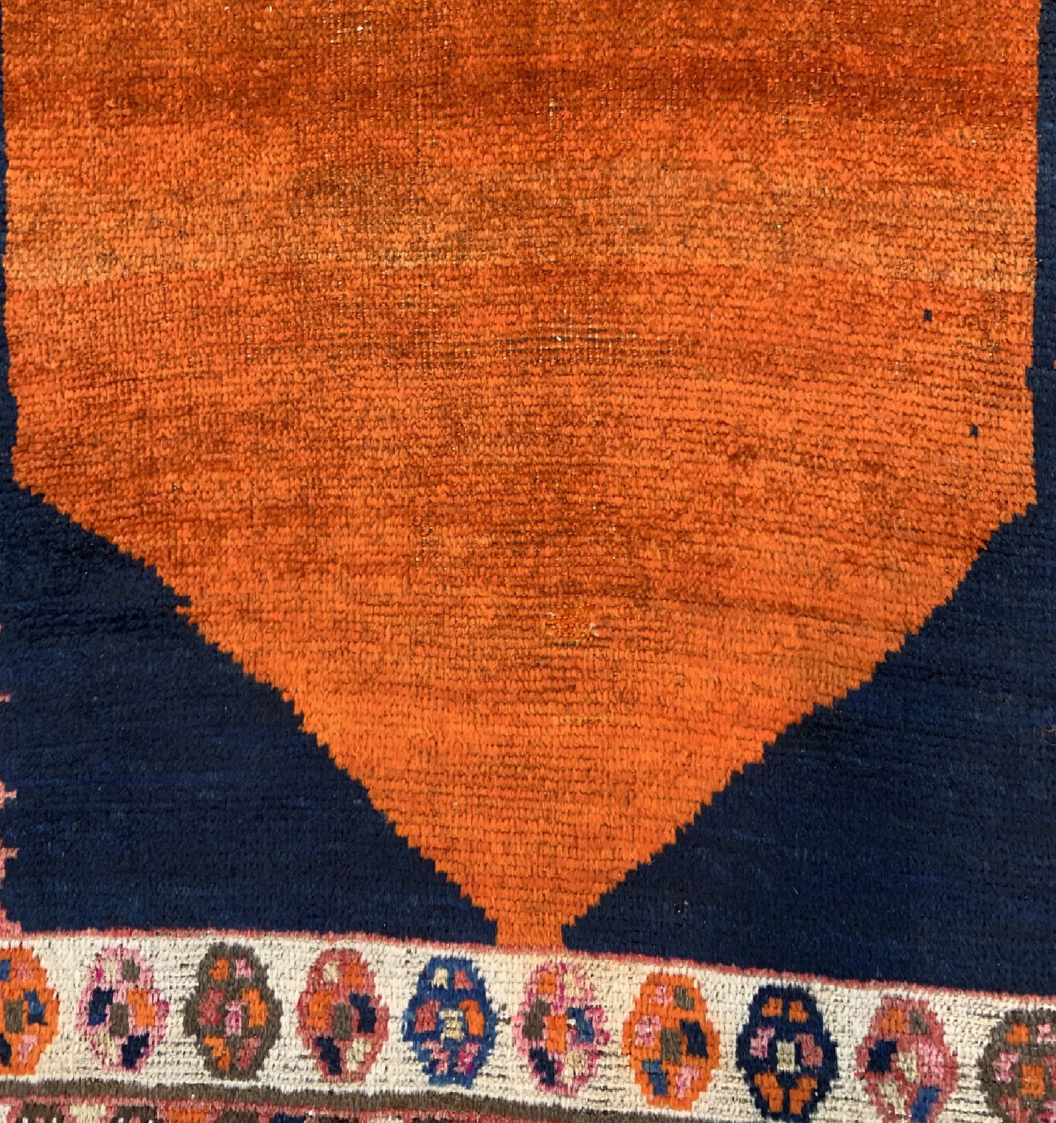 Detail b: Ghaschgai Gabbeh, Persien, um 1900, Wolle auf Wolle, ca. 245 x 116 cm, EHZ: 3