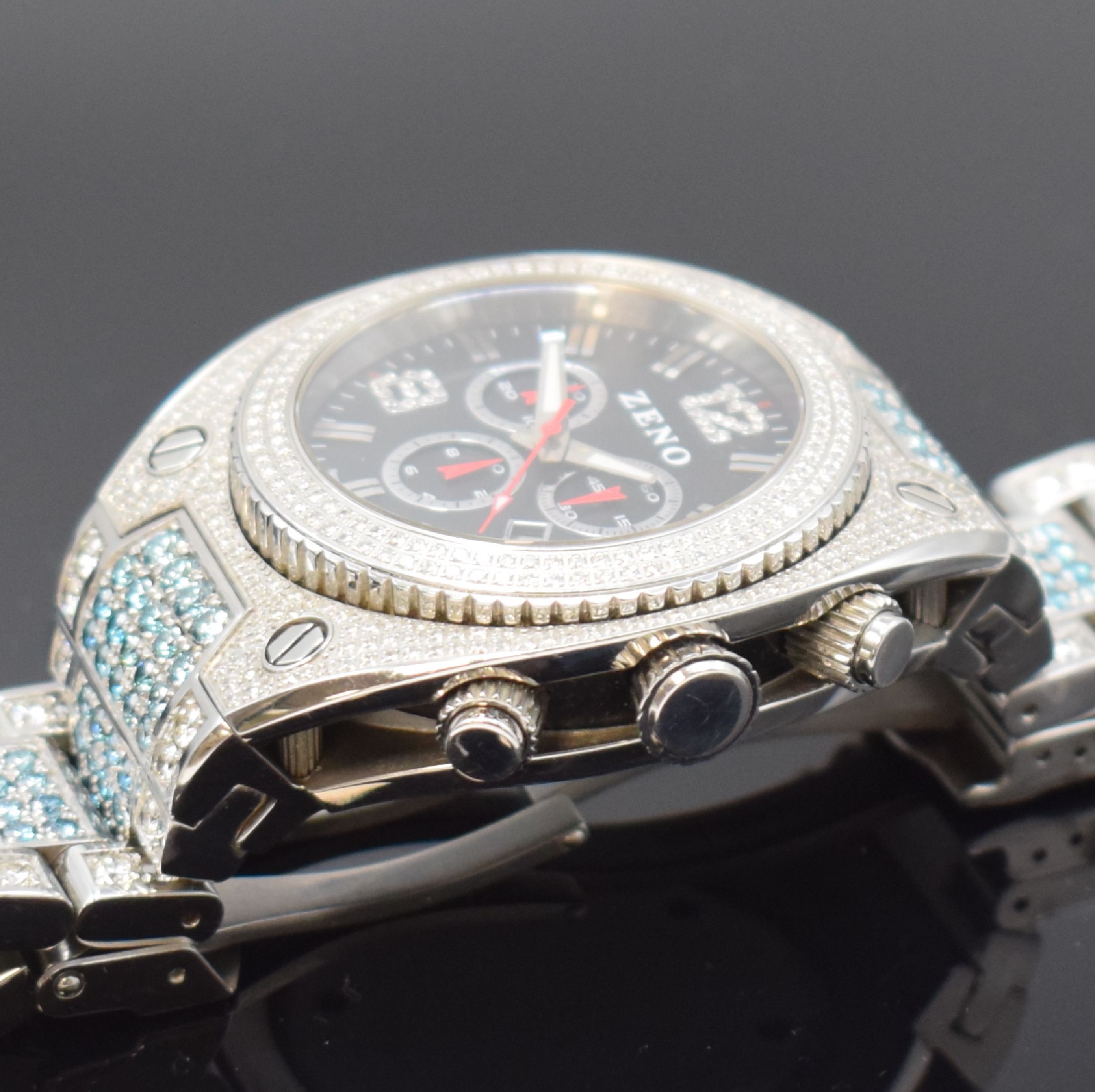 Detail c: ZENO Armbandchronograph in Edelstahl mit aufwendigem Diamantenbesatz zusammen ca. 12 ct Referenz 91026, Schweiz um 2010, quarz, massives Gehäuse ab ...