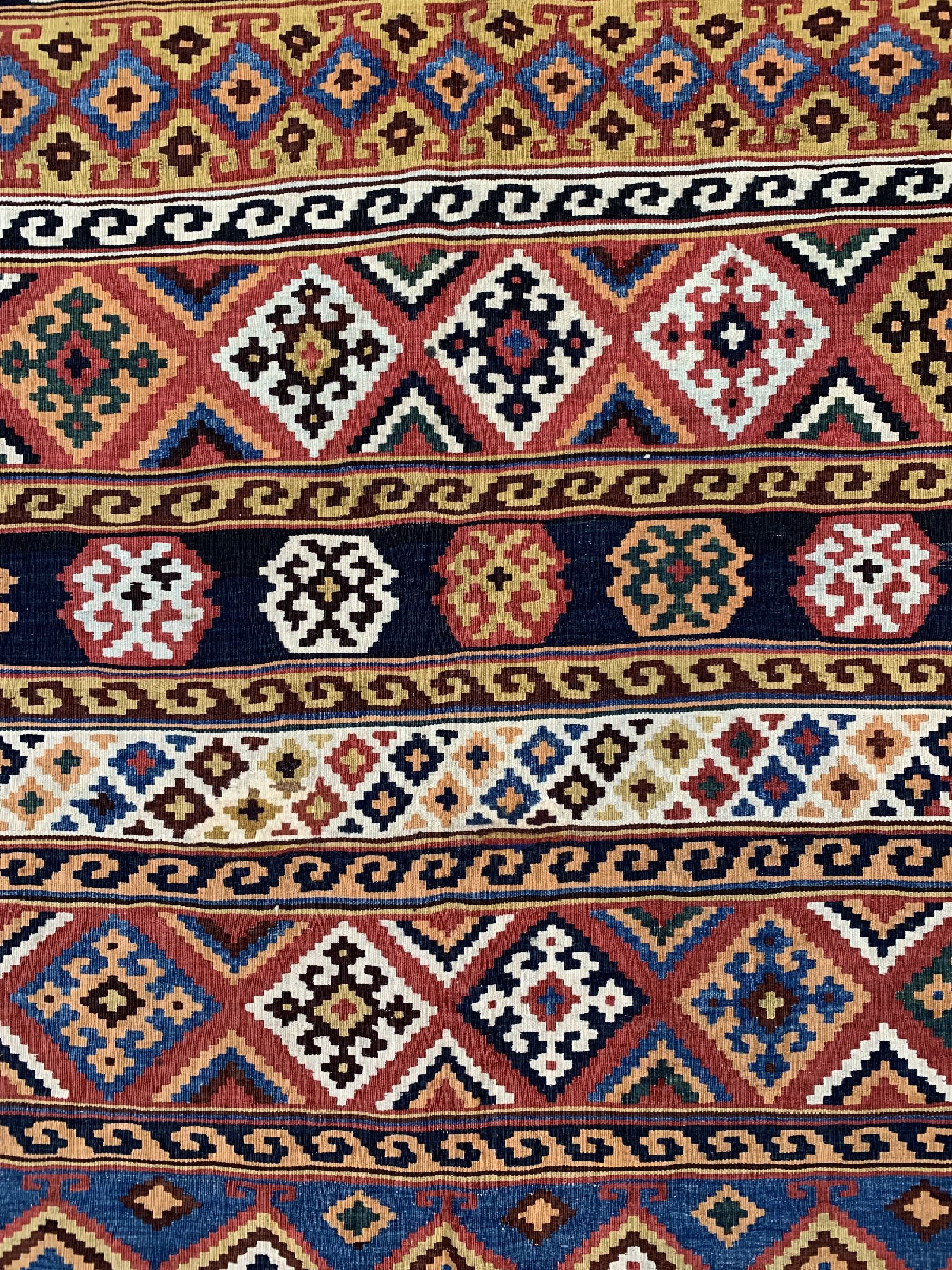 Detail b: Ghaschgai Kelim antik, Persien, um 1900, Wolle auf Wolle, ca. 283 x 163 cm, EHZ: 1-2