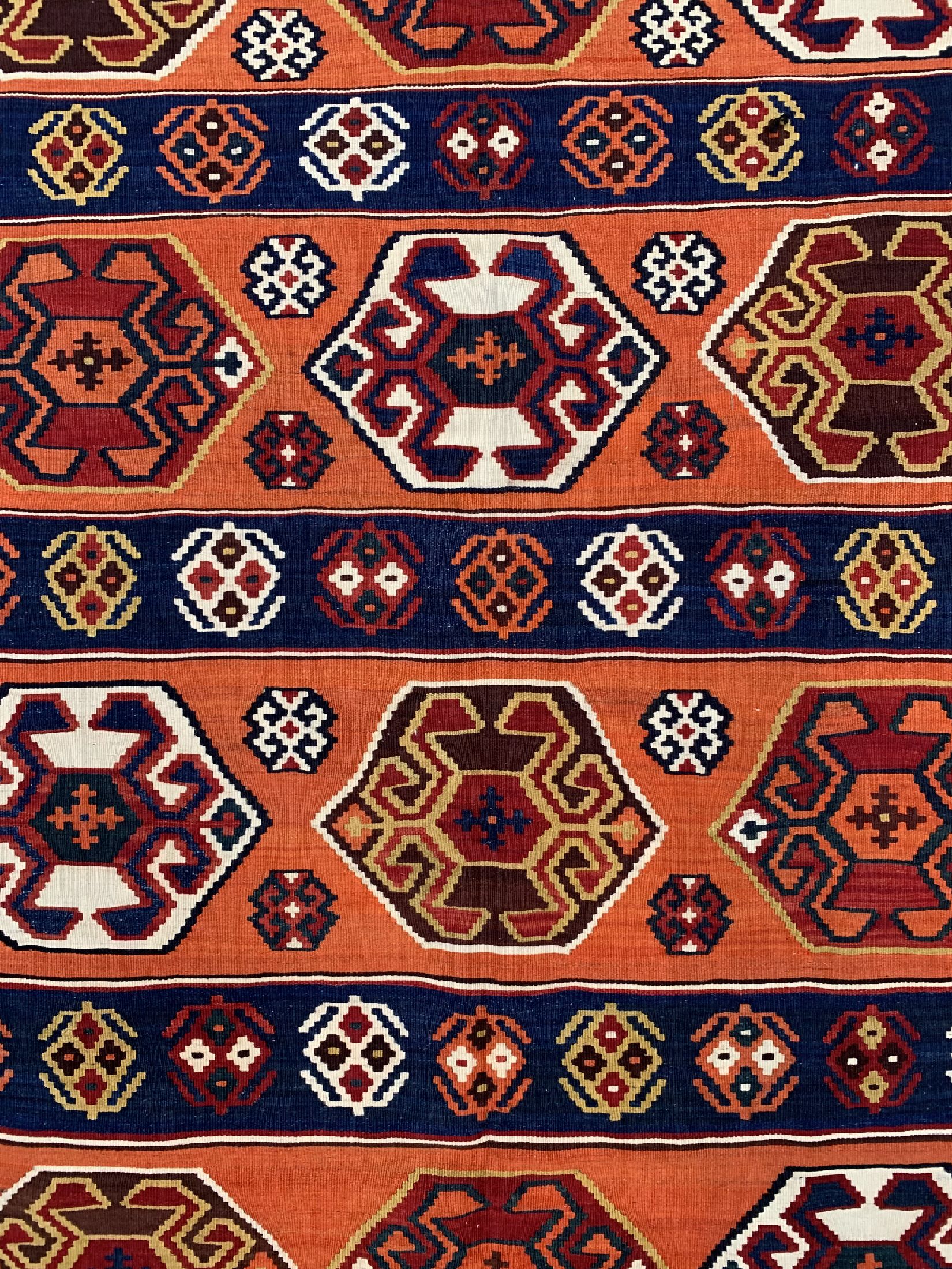 Detail b: Ghaschgai Kelim, Persien, um 1920, Wolle auf Wolle, ca. 260 x 160 cm, EHZ: 1-2