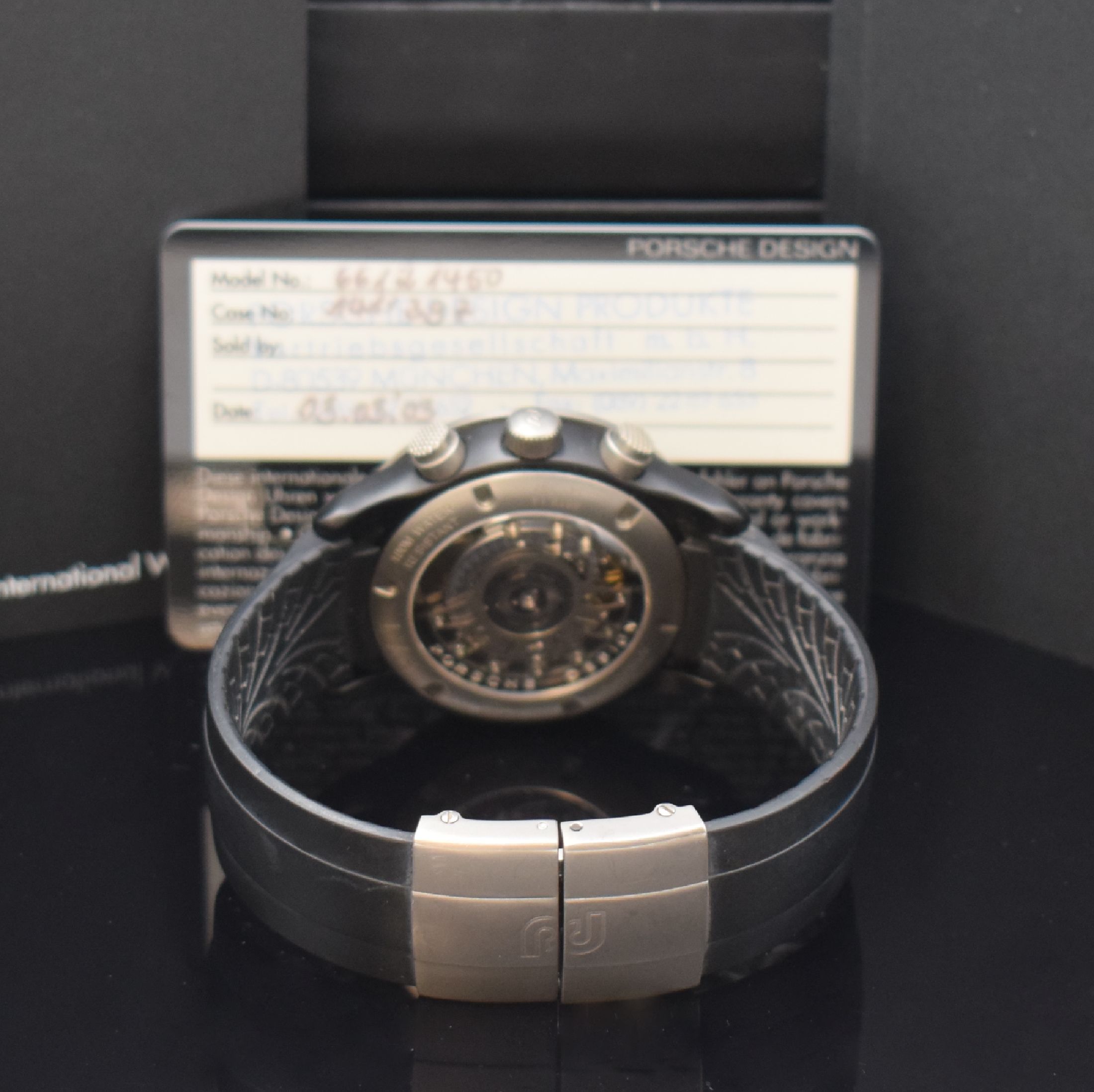 Detail b: PORSCHE DESIGN Dashboard Armbandchronograph Referenz 6612.14, Automatik, teilw. geschwärztes Geh. in Aluminium und Titan kombiniert, Boden und Krone ...