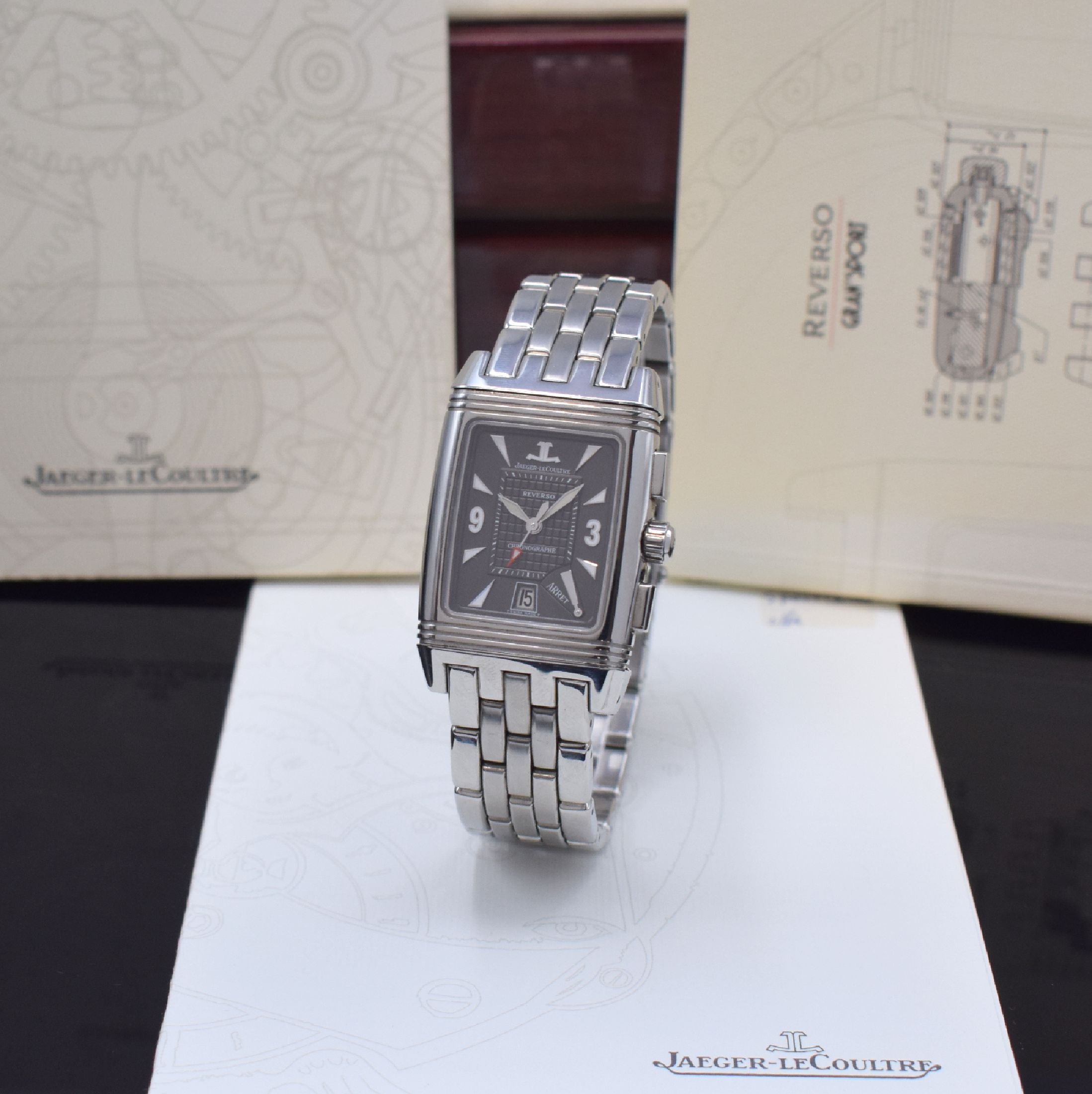Jaeger-LeCoultre Herrenarmbanduhr Modell Reverso Gran Sport Chronograph Referenz 295.8.59, Handaufzug, um 180 Grad drehb. Wendegehäuse in Edelstahl ...