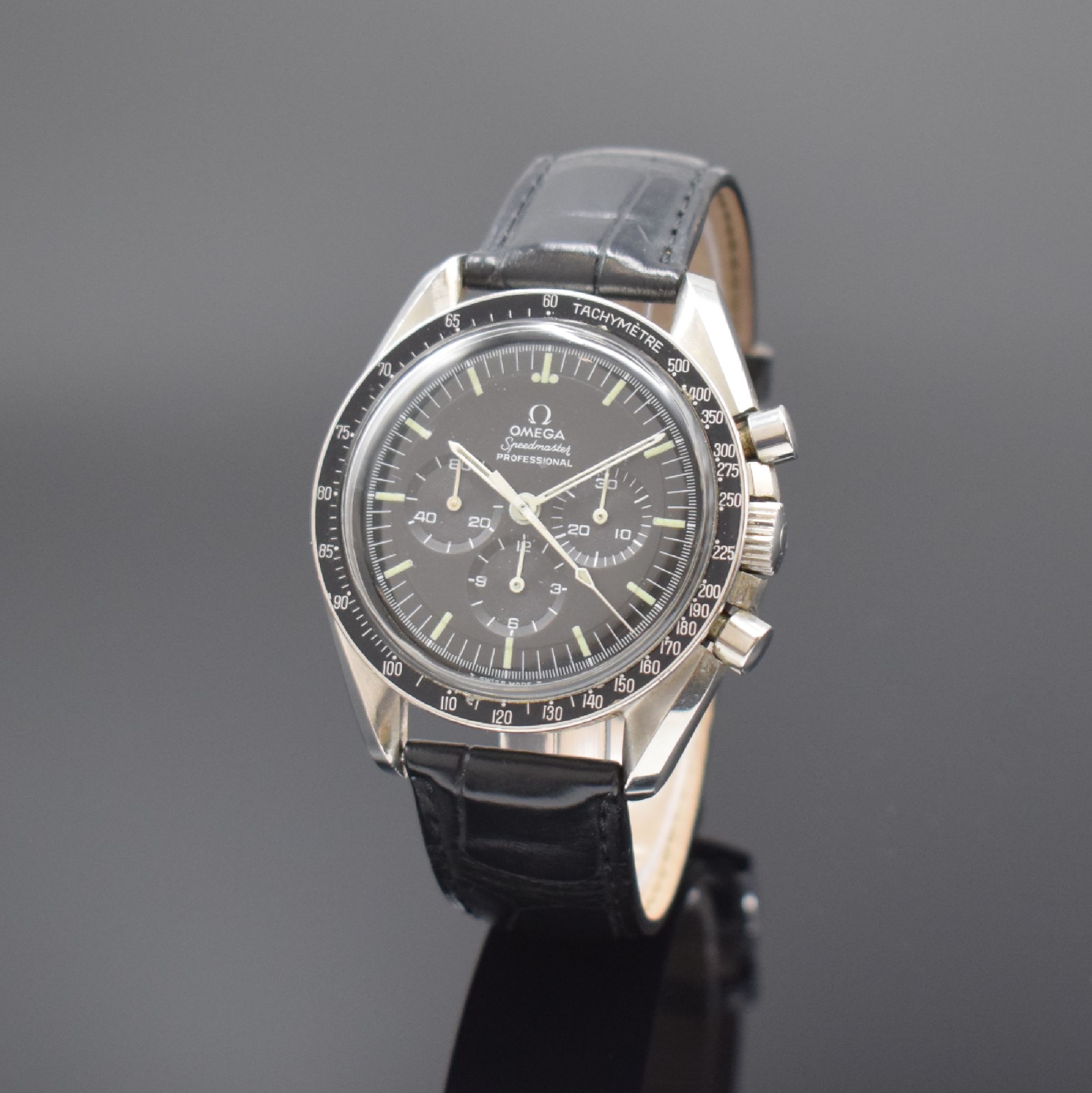 OMEGA Speedmaster Professional Referenz 145022-69ST Herrenarmbanduhr mit Chronograph und sog. "Dot over 90" Lünette, Schweiz um 1969, ...