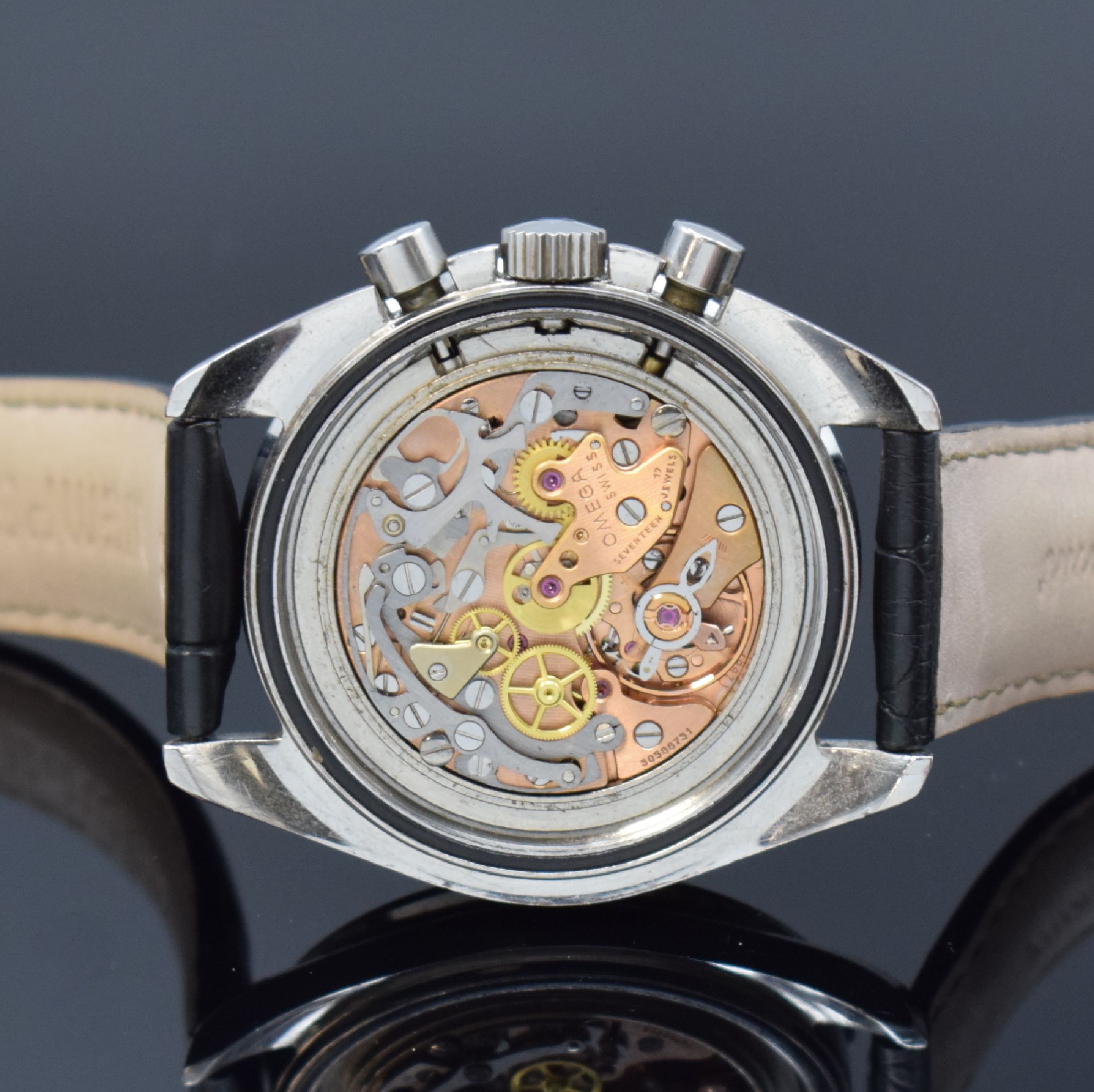 Detail e: OMEGA Speedmaster Professional Referenz 145022-69ST Herrenarmbanduhr mit Chronograph und sog. "Dot over 90" Lünette, Schweiz um 1969, ...