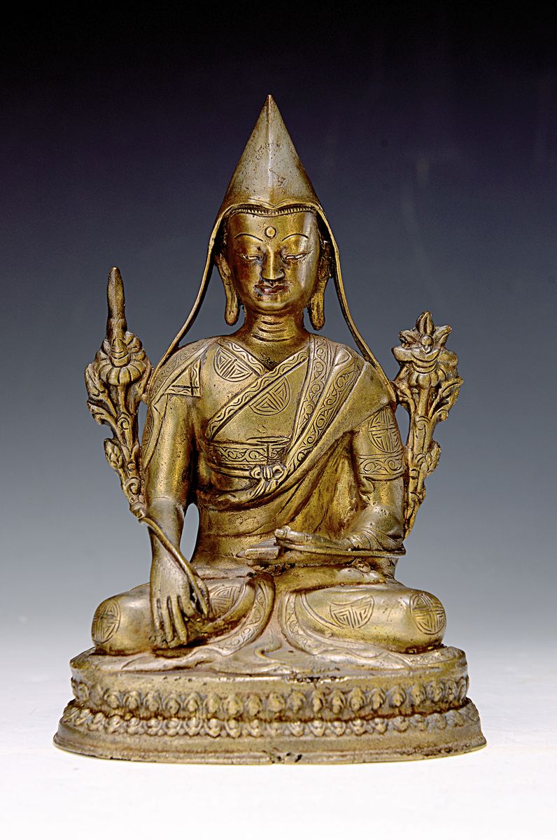 Tsongkappa/Gelbkappenmönch, 19. Jh., Bronze, ca. 19 x 13x 10 cm