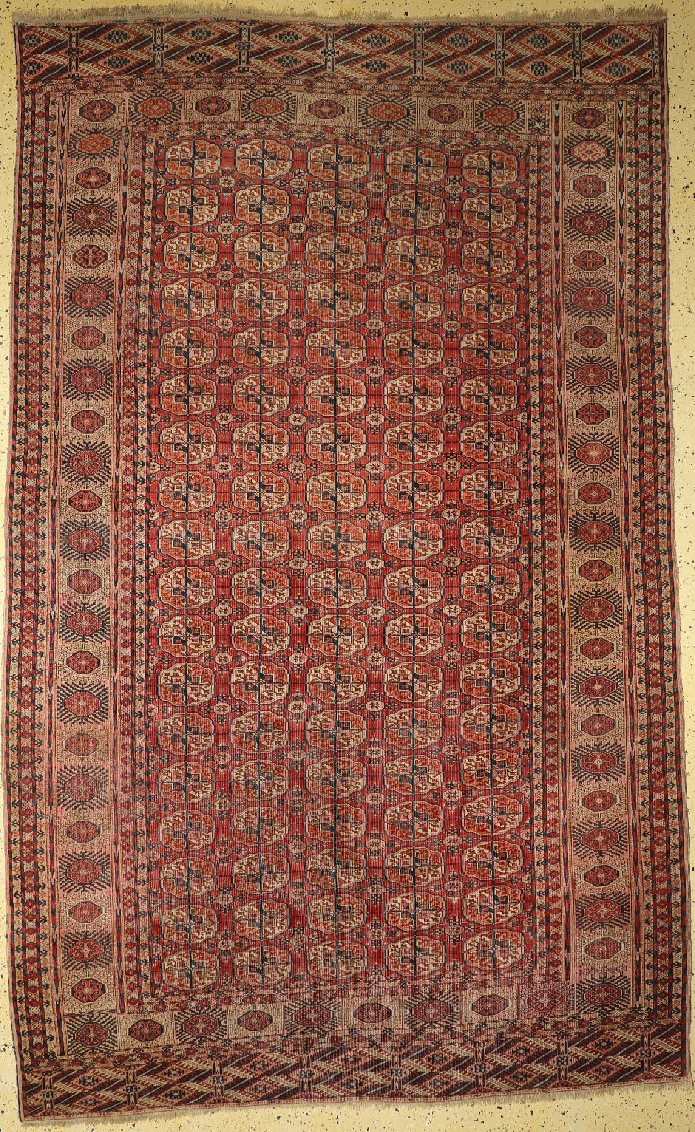 Buchara Hauptteppich, Turkmenistan, um 1900, Wolle auf Wolle, ca. 345 x 212 cm, EHZ: 3