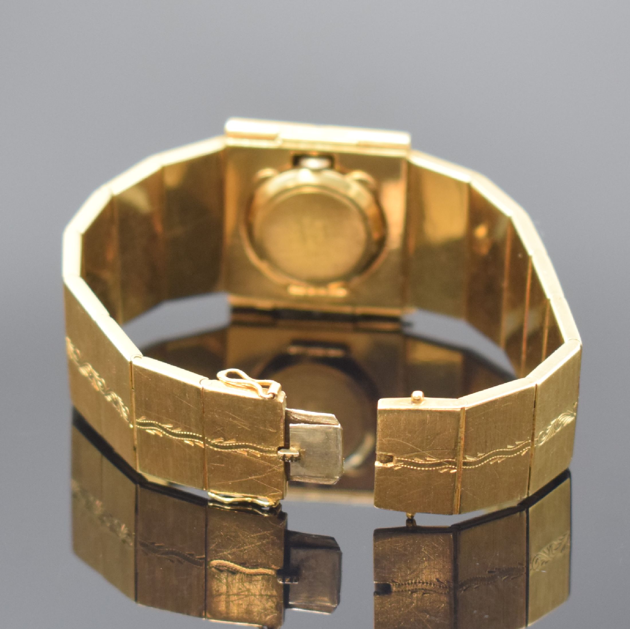 Detail c: Ausgefallene Damenarmbanduhr in GG 750/000 mit Omega-Werk, Sonderanfertigung, Werk Schweiz um 1961, Handaufzug, ausklappbares Gehäuse mit Omega Kal. ...