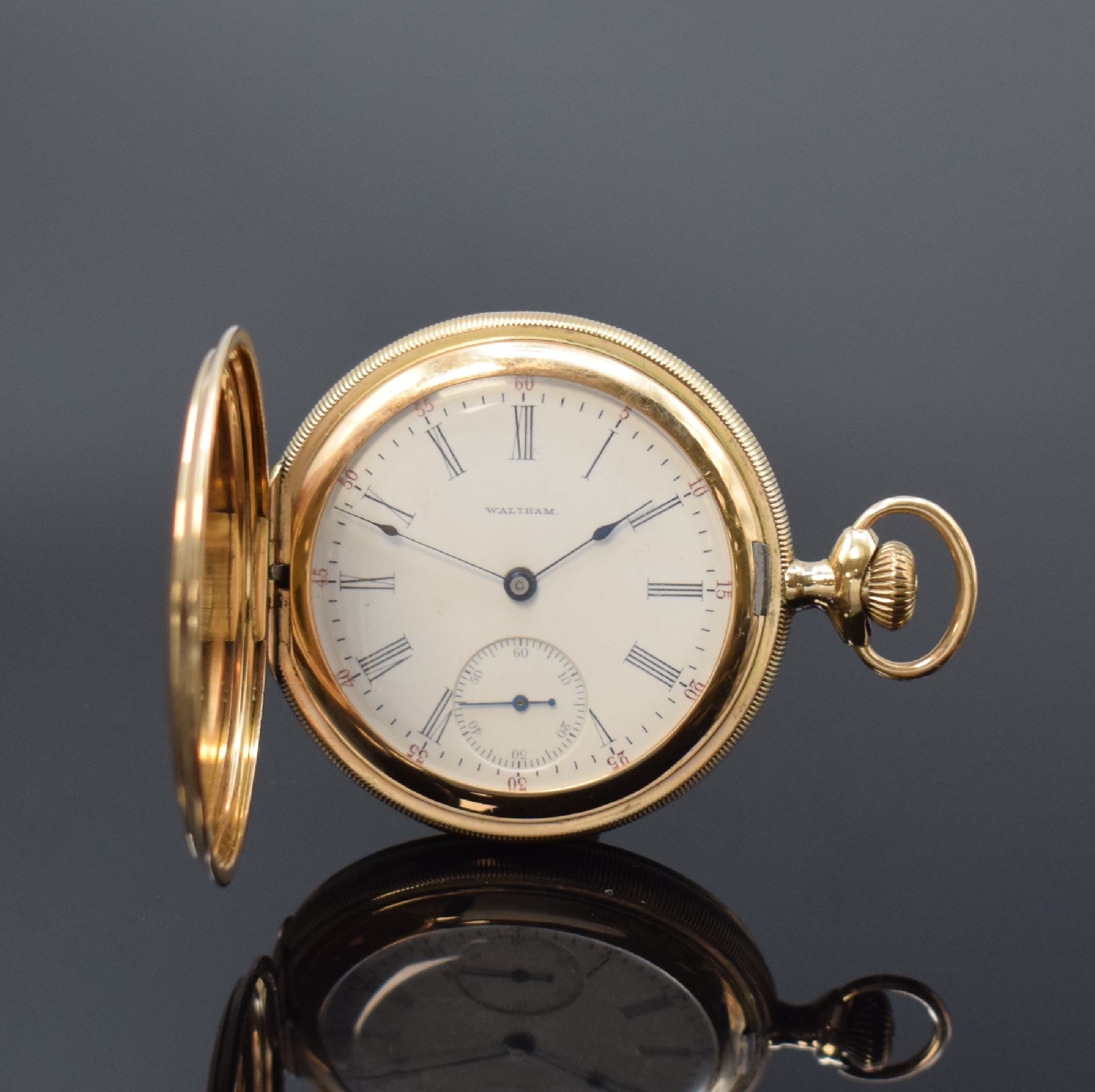 WALTHAM Savonette in RoseG 585/000, USA um 1905, Emailzifferbl. m. röm. Zahlen u. roter arab. Minuterie, Cuvette m. Widmung, Ankerwerk m. Komp.-Unr. ...