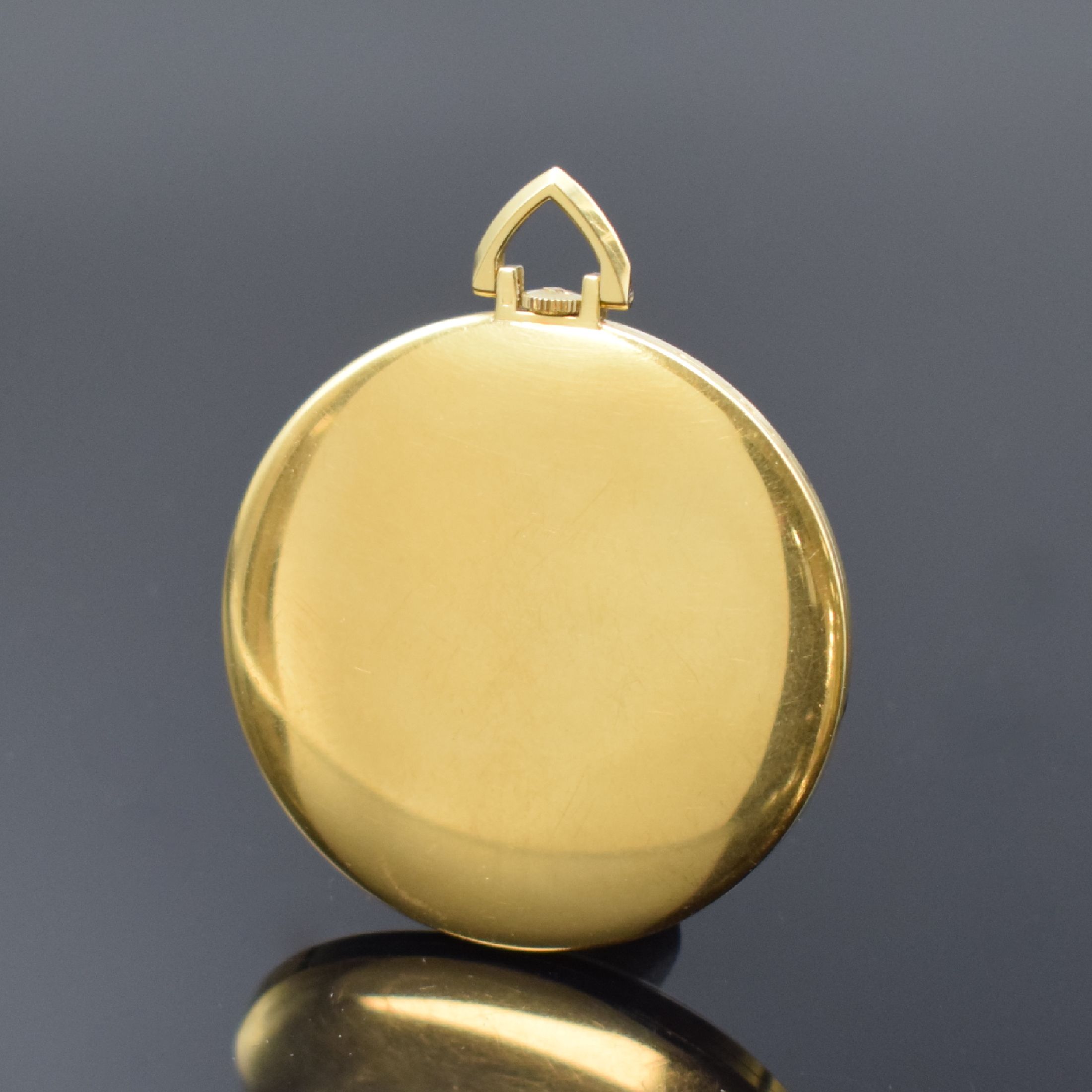 Detail a: Jaeger-LeCoultre Frackuhr in GG 750/000 Referent 9019, Schweiz um 1960, Handaufzug, 2-teil. Gehäuse, Boden gedr., silb. Zifferbl. m. aufges. gold. ...