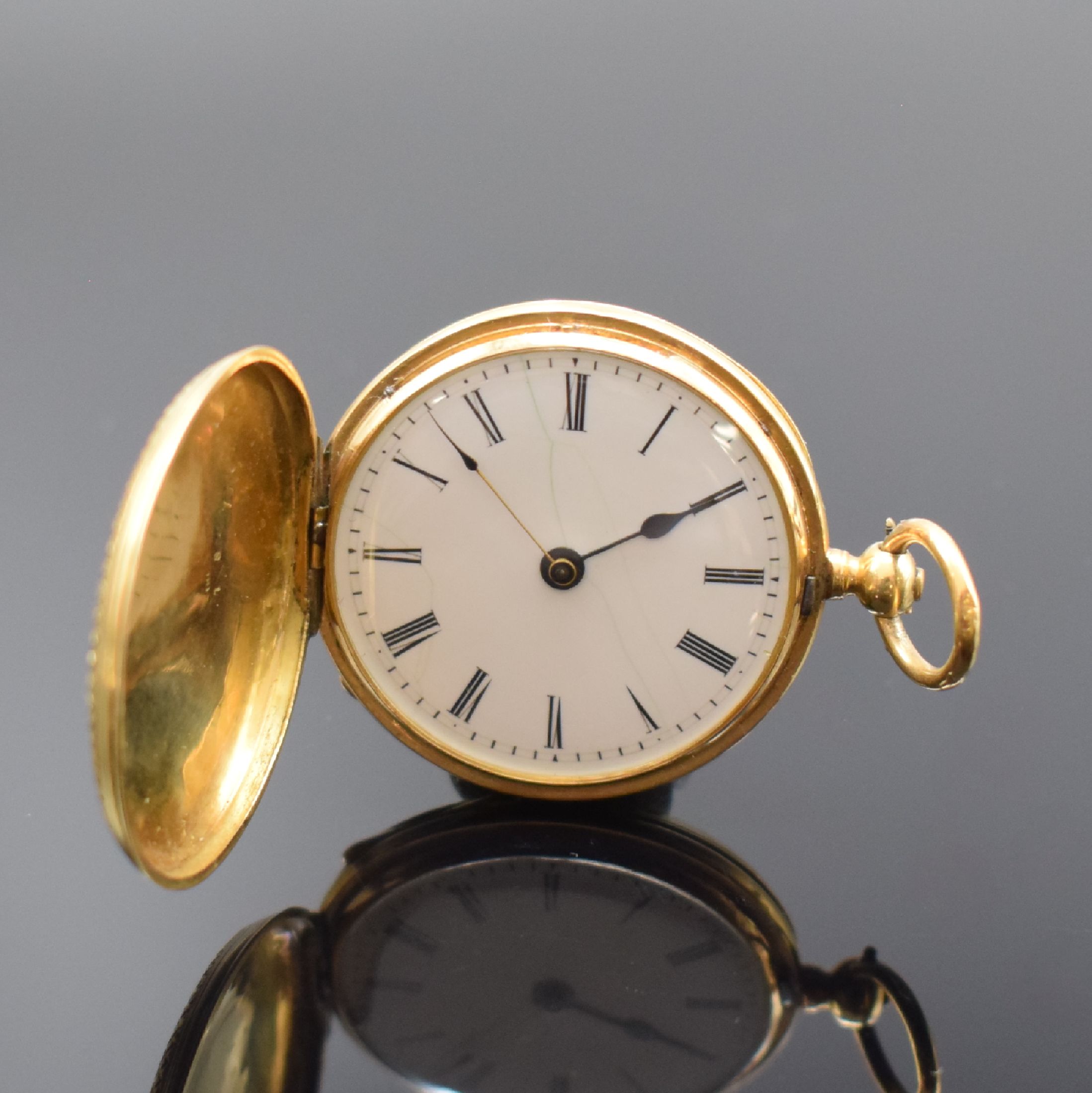 DUBOIS & Cie Damentaschenuhr in GG 750/000, Schweiz um 1870, 2-Deckel Goldgeh. dell., Emailzifferbl. riss., Zeiger ers., Zylinderwerk, D. ca. 33 mm, ...