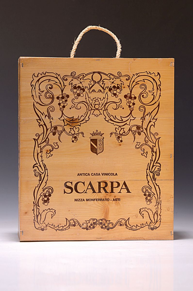 3 Flaschen Antica Casa Vinicola Scarpa SocietaAgricola, in ungeöffneter Holzkiste, mind. 15 Jahre alt