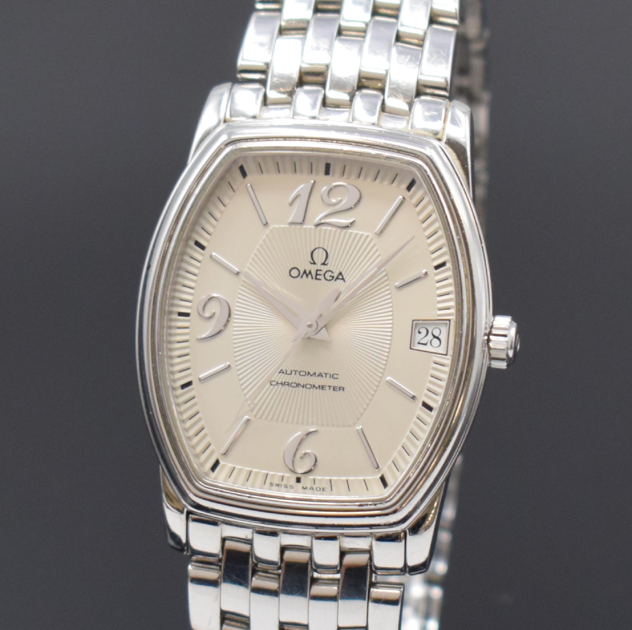 Detail a: OMEGA Chronometer Herrenarmbanduhr Referenz 168 1220/ 368 1220, Schweiz um 2000, Automatik, 3-teil. Edelstahlgehäuse, Boden und Glasrand aufgedr., ...