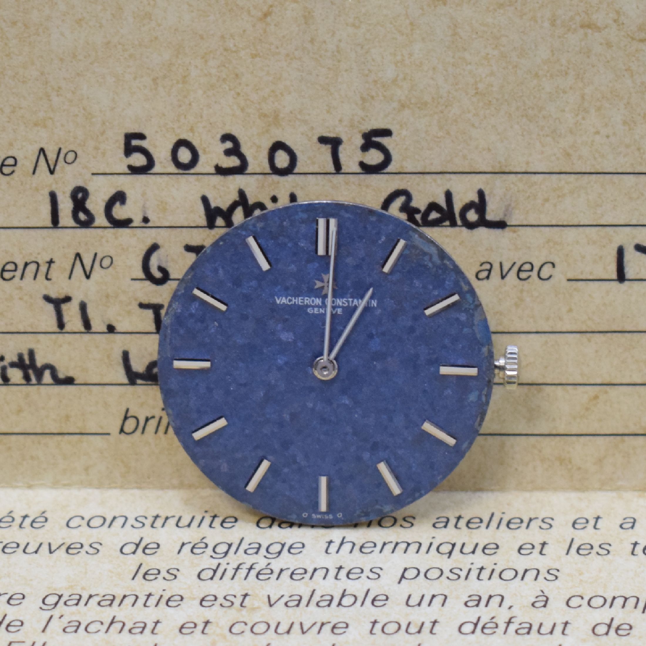 Detail b: VACHERON Constantin Armbanduhrwerk Kaliber K1014, Handaufzug, Schweiz um 1970, blaues Sigma-Zifferbl. m. aufgel. Indizes, orig. Zeiger, orig. Krone, ...