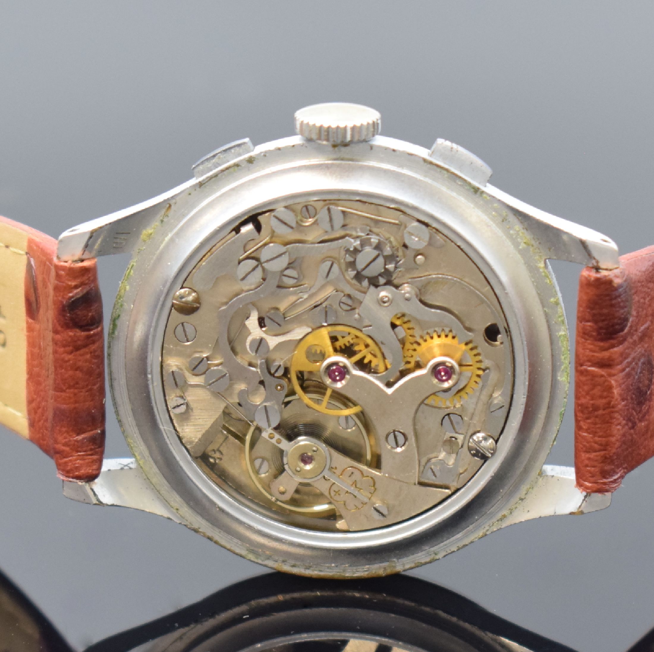 Detail c: CHRONOGRAPHE SUISSE / LEONIDAS Schaltradchronograph, Handaufzug Schweiz 1940er Jahre, verchr. Gehäuse, Stahlboden aufgedr., silb. Duoton-Zifferbl. ...