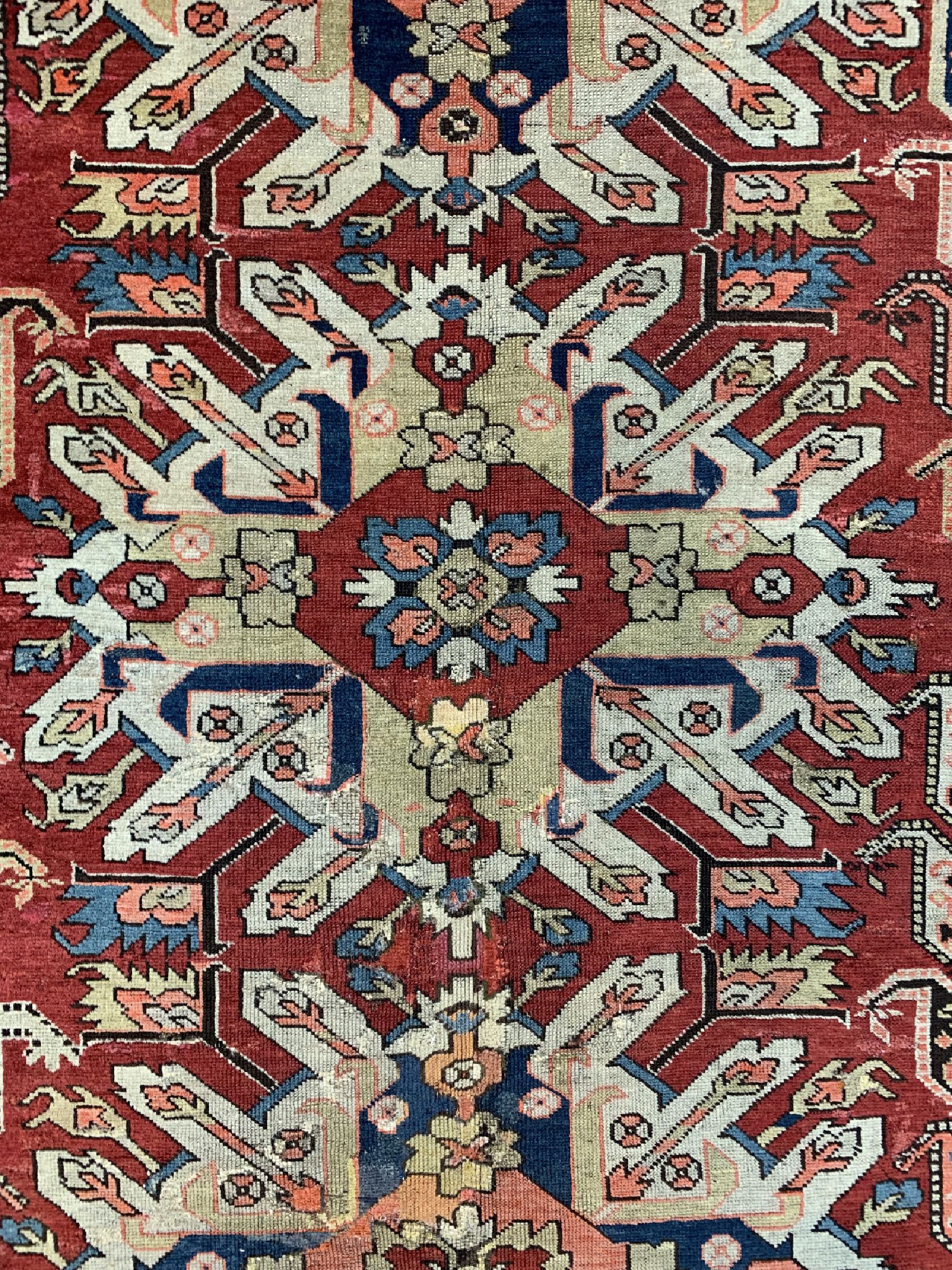 Detail c: Antiker Adler Kazak, Kaukasus, um 1900, Wolle auf Wolle, ca. 285 x 140 cm, EHZ: 3, (Alte Restaurierungen)