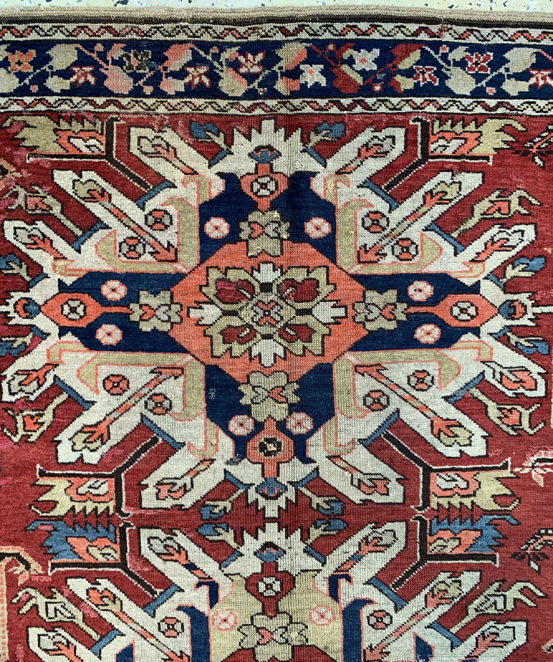 Detail d: Antiker Adler Kazak, Kaukasus, um 1900, Wolle auf Wolle, ca. 285 x 140 cm, EHZ: 3, (Alte Restaurierungen)