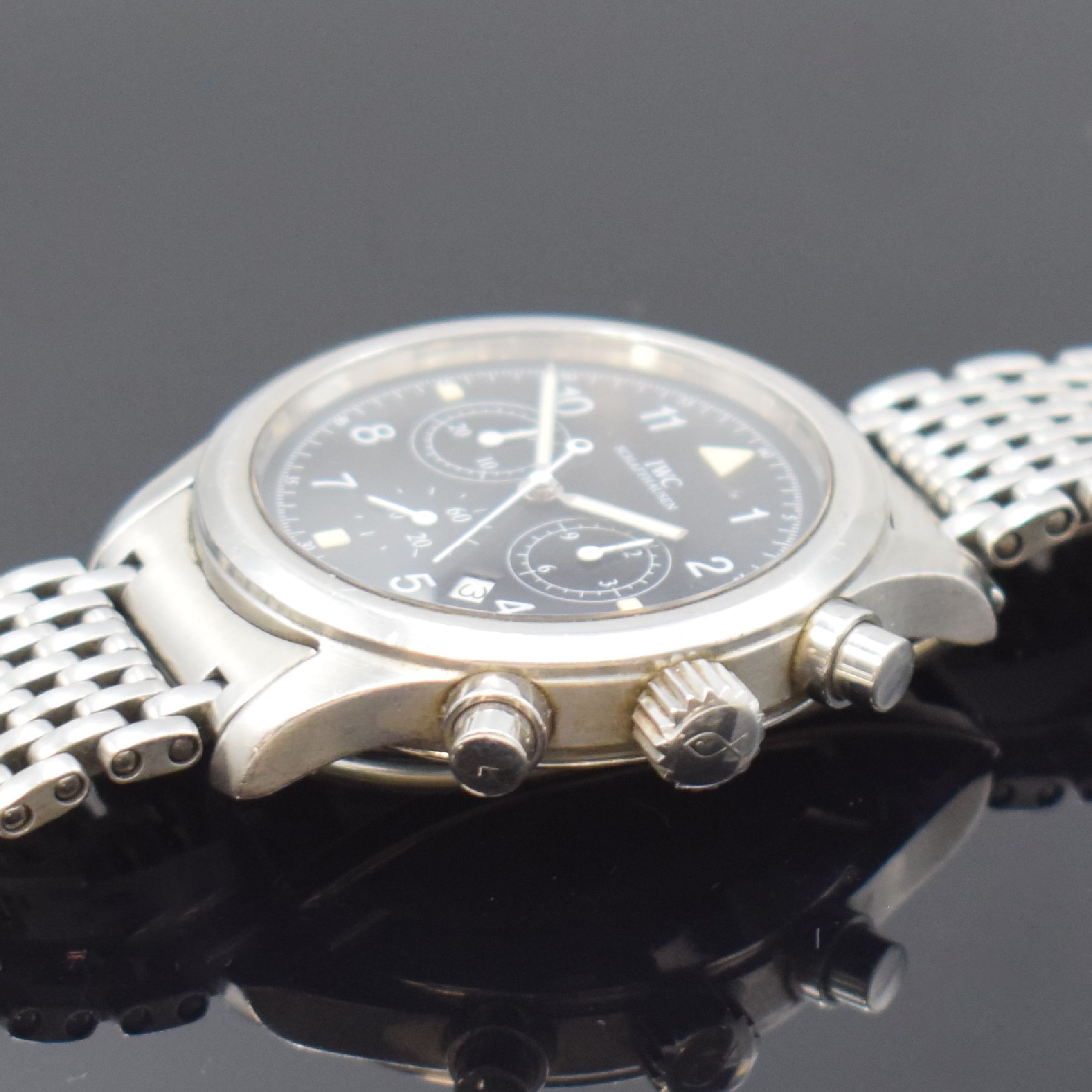 Detail c: IWC Herrenarmbanduhr "DER FLIEGERCHRONOGRAPH" Referenz 3741, quarz, Schweiz um 1992, Edelstahlgeh. inkl. orig. Gliederband m. dopp. ...