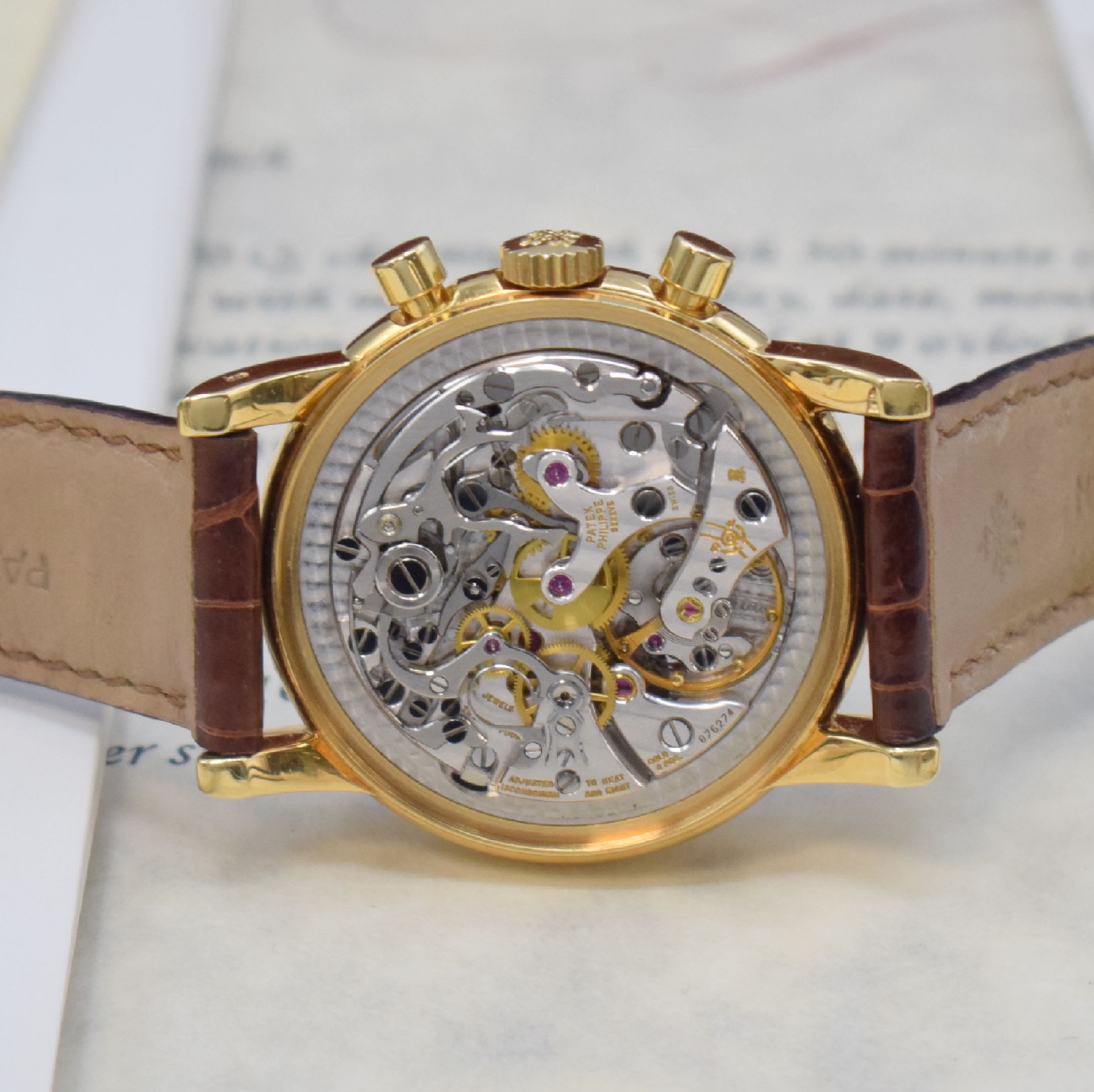 Detail i: PATEK PHILIPPE hochfeiner und extrem seltener, astronomischer Armbandchronograph mit ewigem Kalender Referenz 3970E, Handaufzug, GG 750/000 inkl. ...