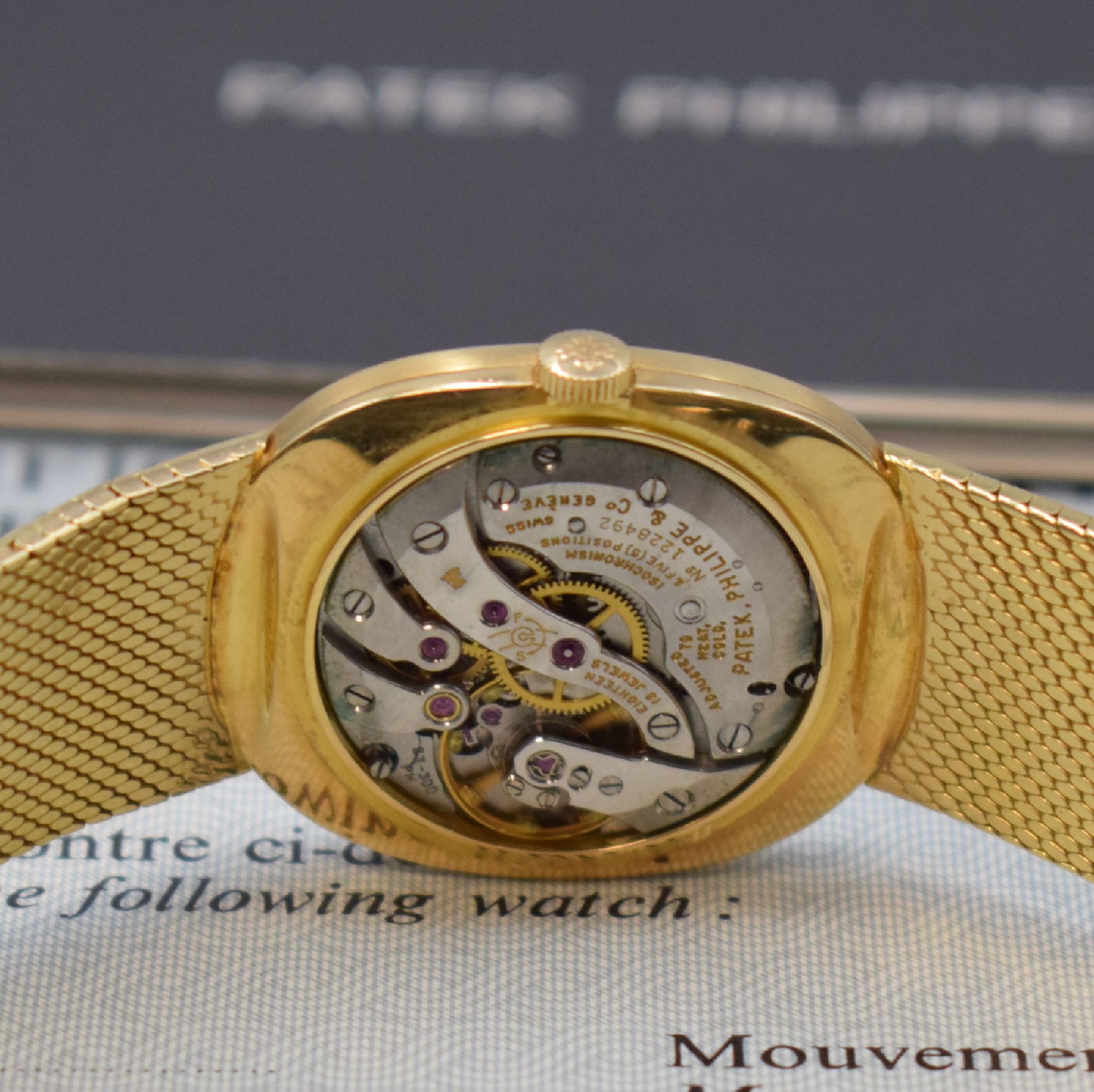 Detail e: PATEK PHILIPPE Ellipse d´Or Armbanduhr in GG 750/000 Referenz 3548, Handaufzug, ovales, 3-tlg. Geh. an neutr. GG 750/000 Milanaiseband, Boden und ...