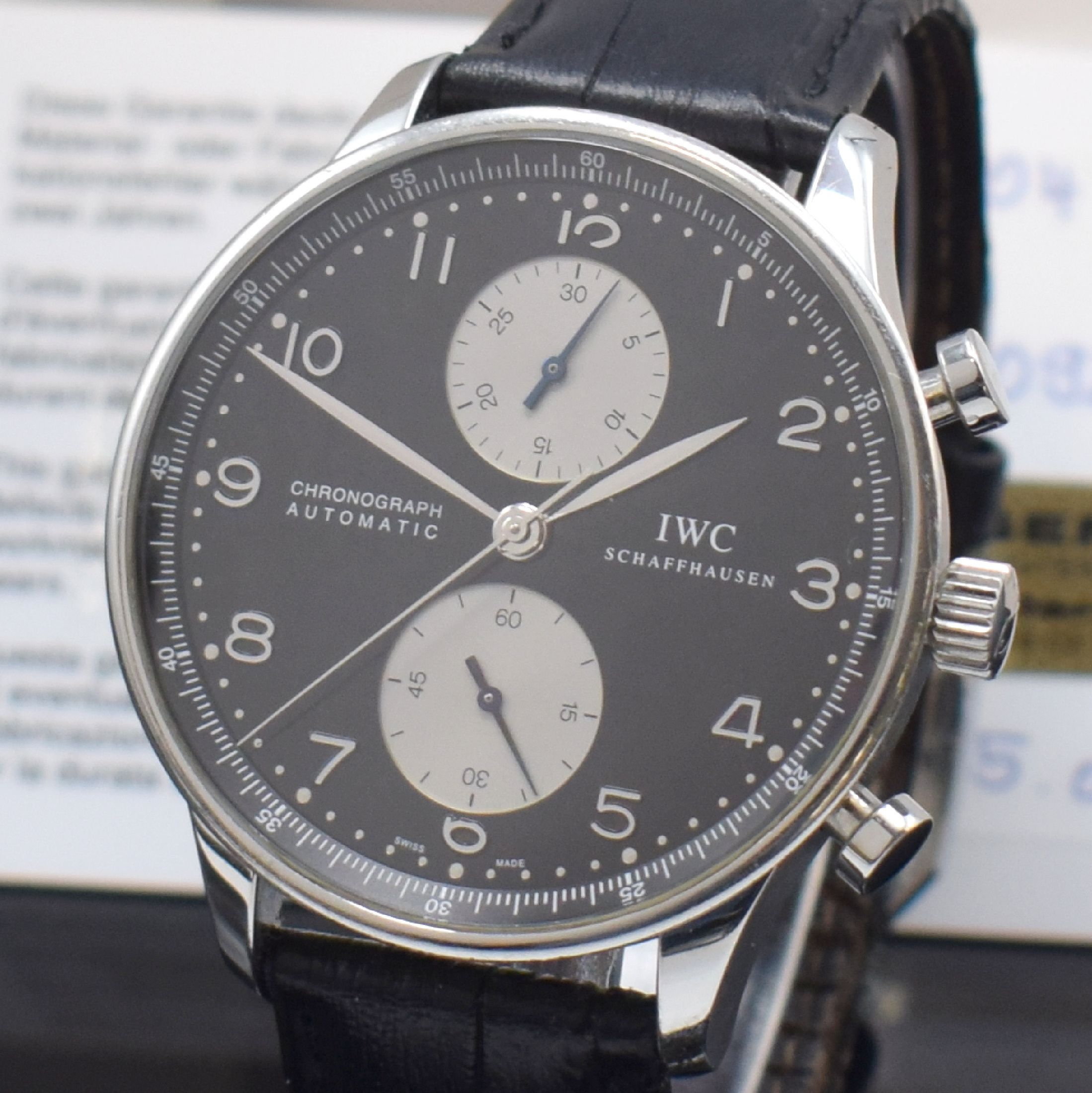 Detail a: IWC Portugieser Herrenarmbanduhr mit Chronograph Referenz 3714, Schweiz verk. 05/2002 lt. beil. Gar.-Karte, Automatik, Edelstahlgeh., Boden verschr., ...