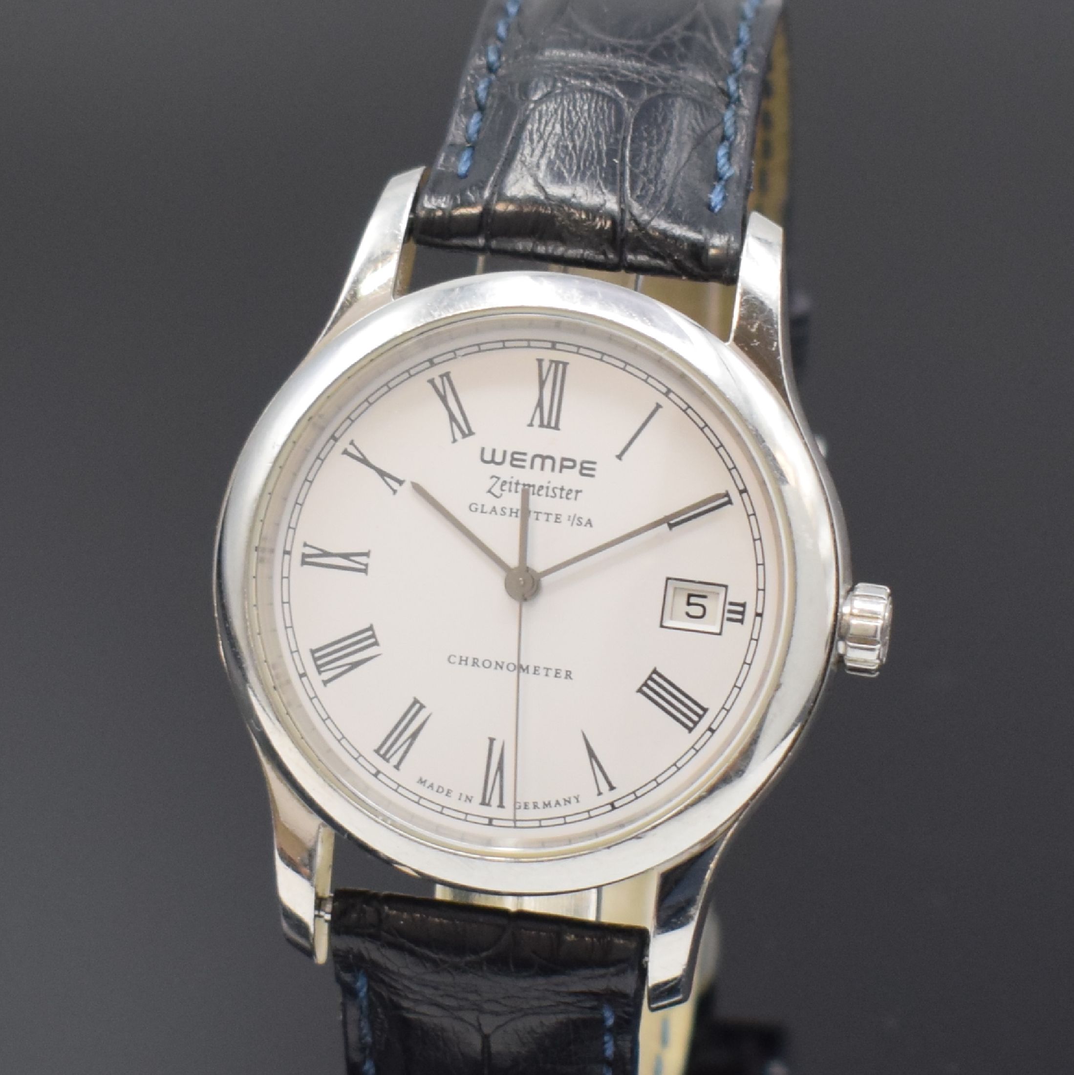 Detail a: WEMPE Zeitmeister Glashütte i/SA Chronometer Herrenarmbanduhr in Stahl, Deutschland um 2010, Automatik, 3-teil. Gehäuse, Boden verschr., weißes ...