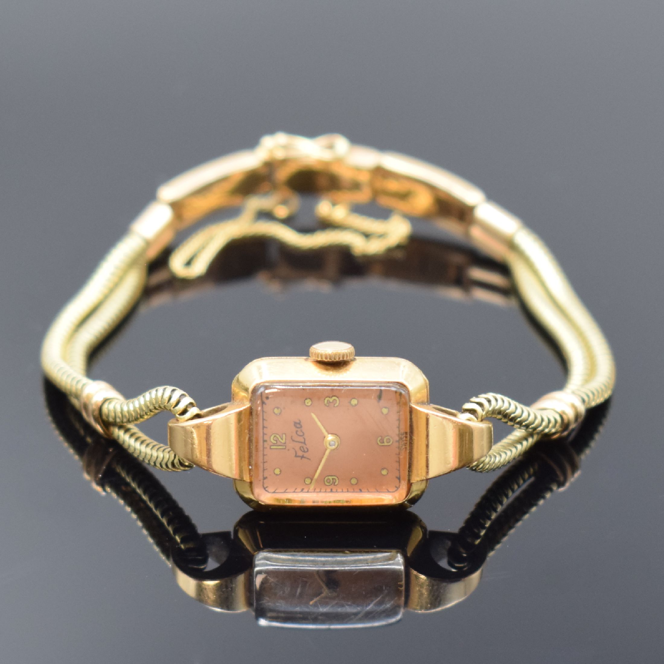 FELCA Damenarmbanduhr in RoseG 750/000 mit Band in GG/RoseG 585/000, Schweiz um 1950, Handaufzug, 2-teil. Geh., Boden aufgedr., kupferfarb. ...