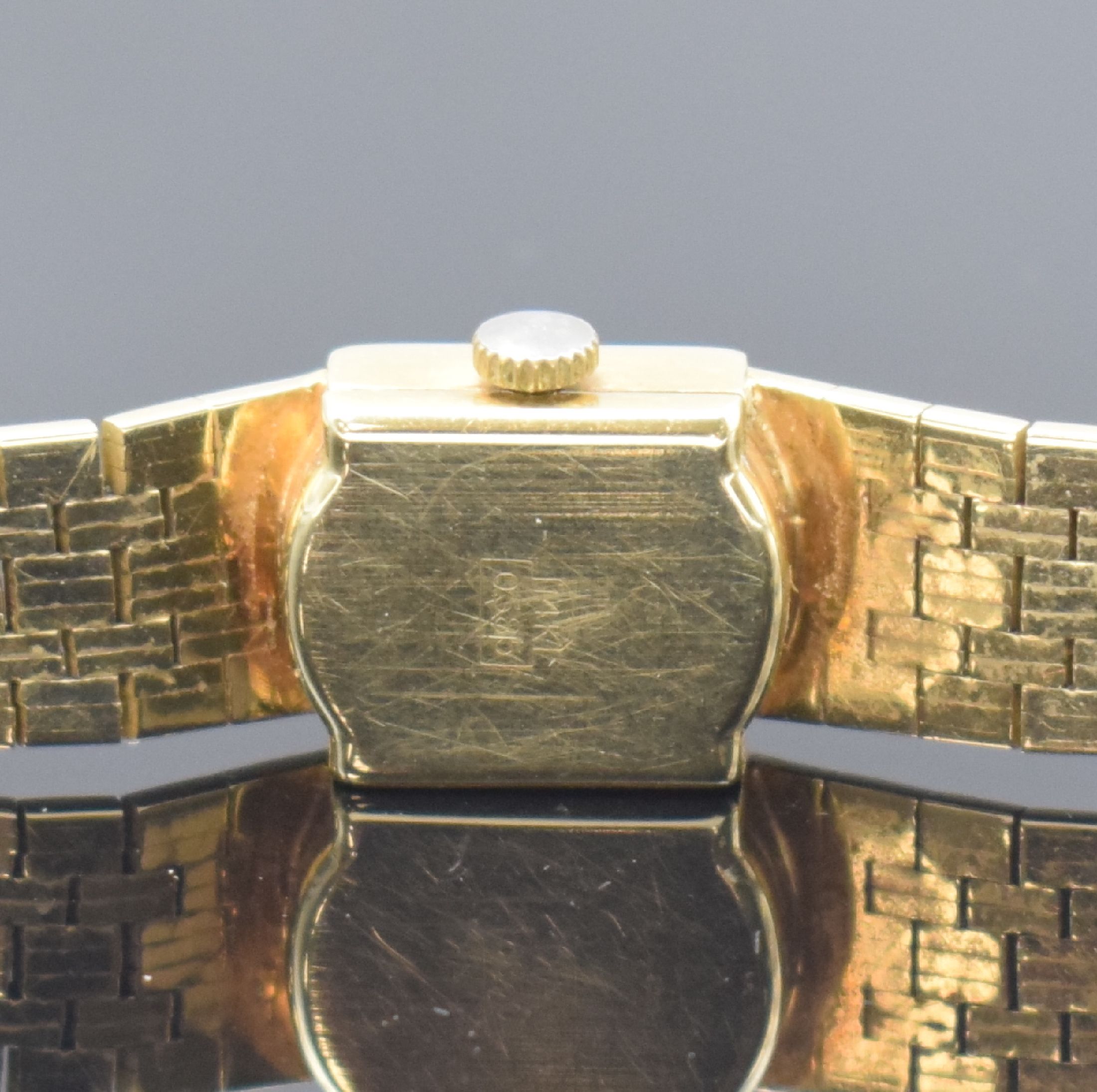 Detail c: CARIB Damenarmbanduhr in GG 585/000, Schweiz 1960er Jahre, später auf Quarzwerk umgebaut, Boden aufgedr., silb. Zifferbl. m. aufgel. Indizes ...