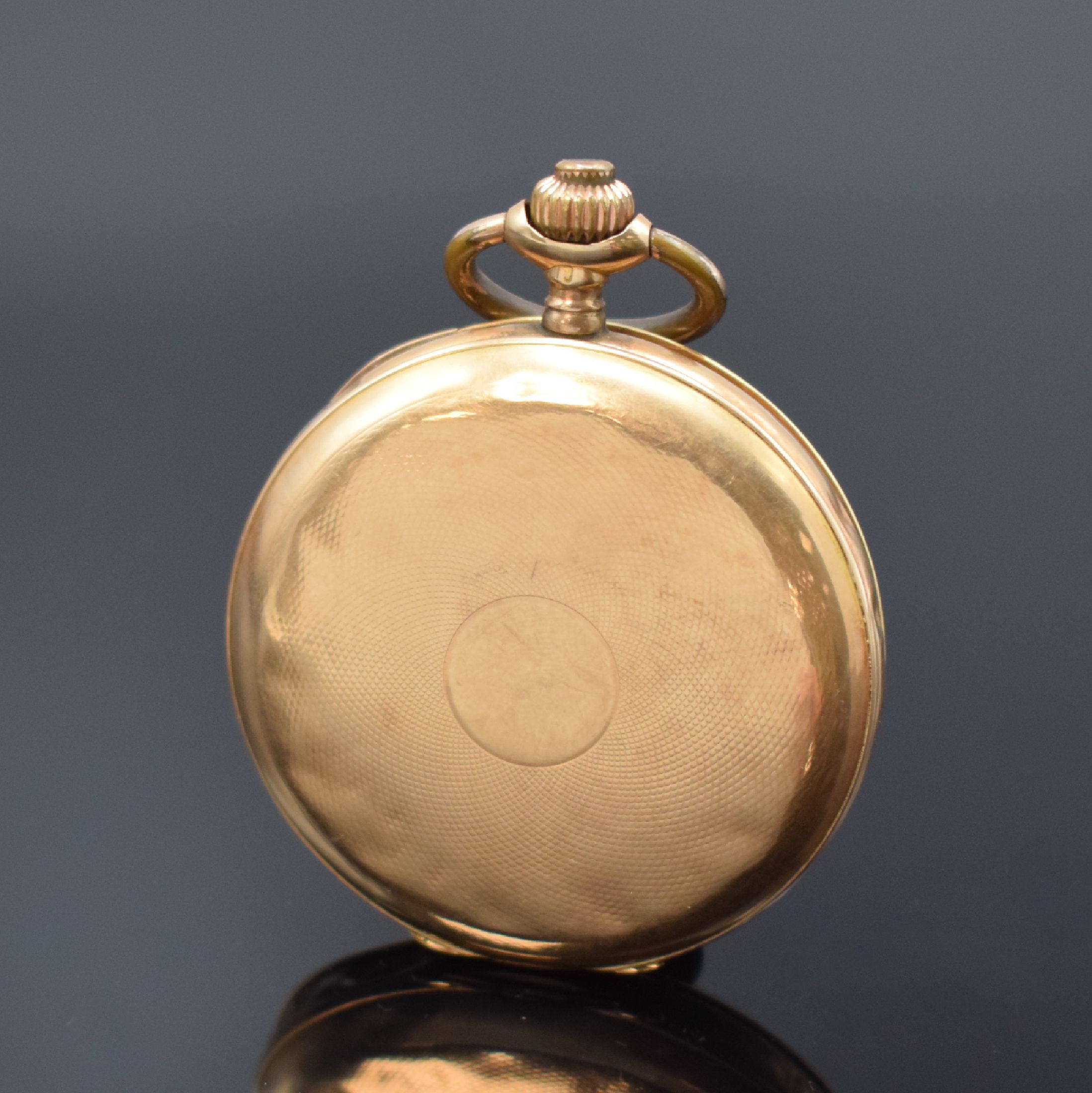 Detail b: ARMIN Herrensavonette in RG 585/000, Schweiz um 1900, Geh. dell., guill. Sprung- u. Rückdeckel, Metallcuvette, Emailzifferbl. m. arab. Zahlen, gold. ...