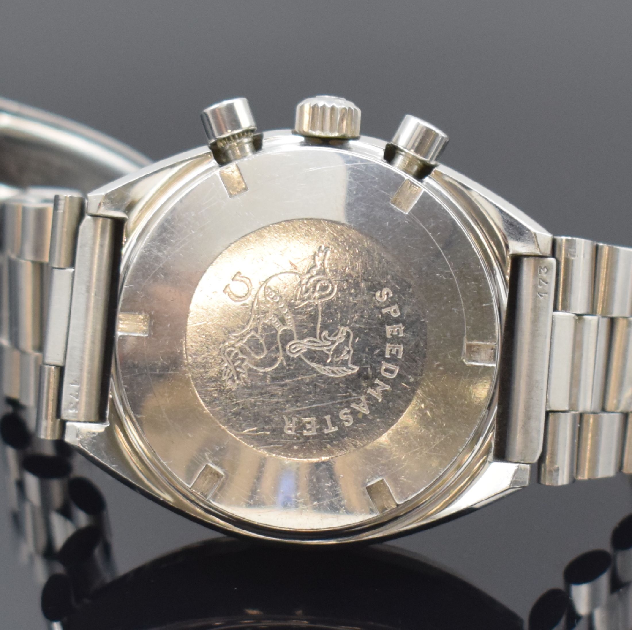 Detail d: OMEGA Speedmaster Professional Mk II "Racing Dial" Armbandchronograph in Stahl Referenz 145.014, Handaufzug, Schweiz um 1969, verschr. ...