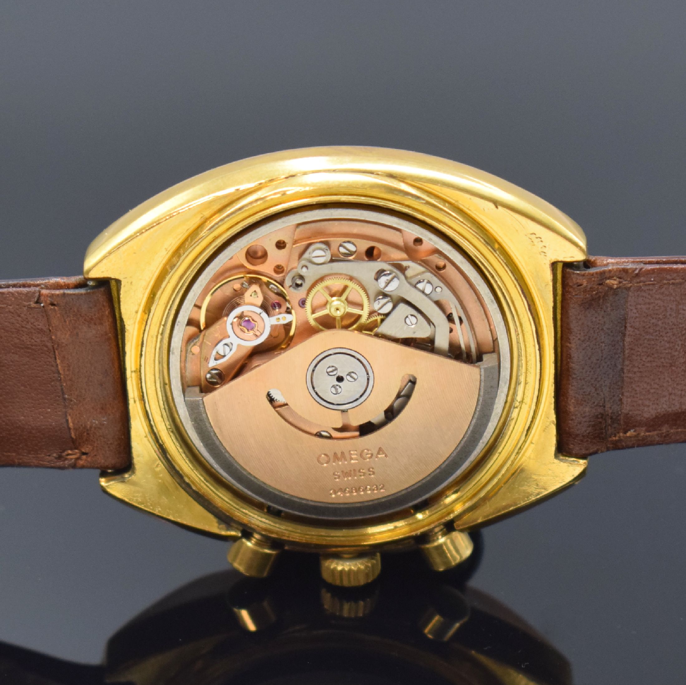 Detail e: OMEGA Seamaster Armbandchronograph im vergoldeten Gehäuse Referenz 176.005, Automatik, Schweiz um 1973, verschr. Edelstahlboden m. Seamaster-Logo, ...