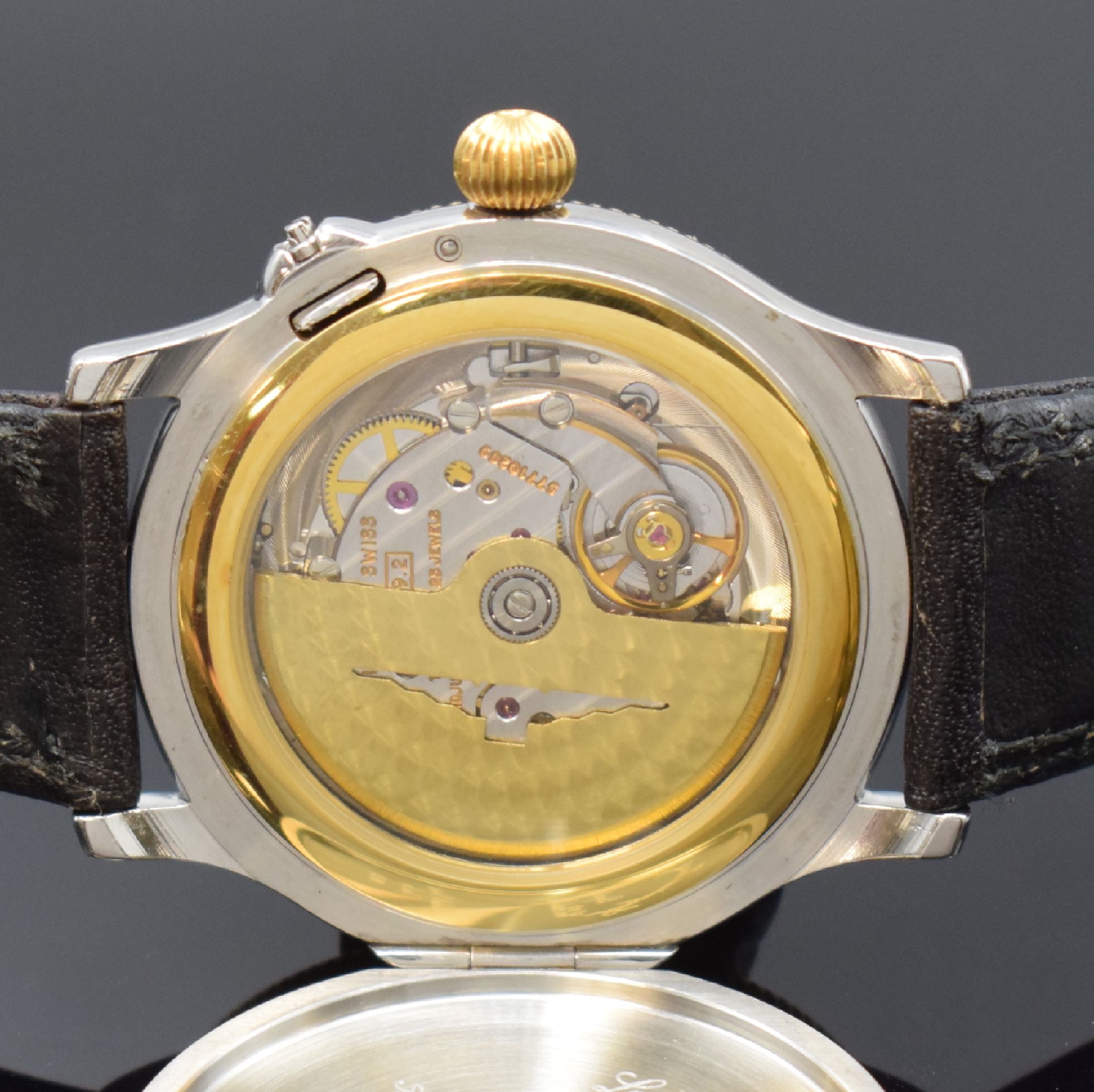 Detail e: LONGINES Lindbergh Stundenwinkeluhr in Stahl und Gold Referenz 989.5215, Automatik, Schweiz um 1990, orig. Lederband m. orig. Dornschl., Geh. nach ...
