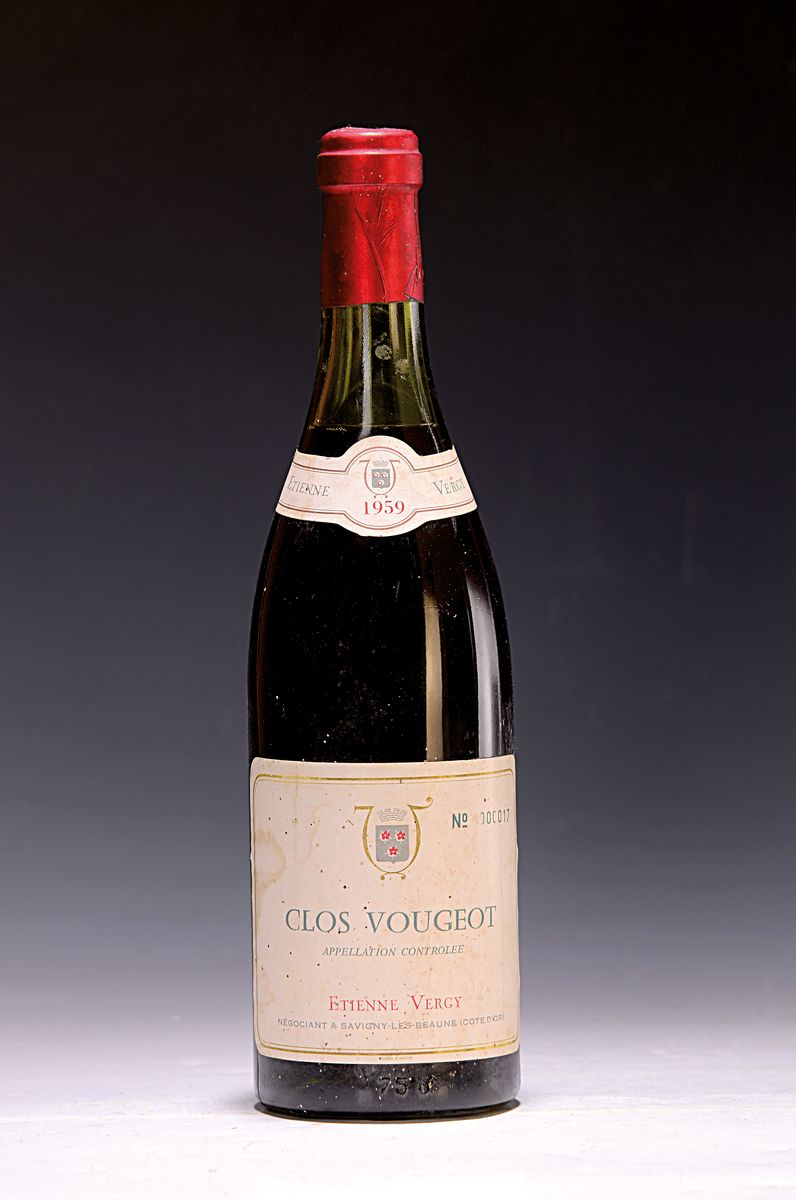 1 Flasche 1959 Etienne Vergy Clos Vouget, Cote d'Or, Etikett beschmutzt, Füllhöhe 3,6cm unter Etikett