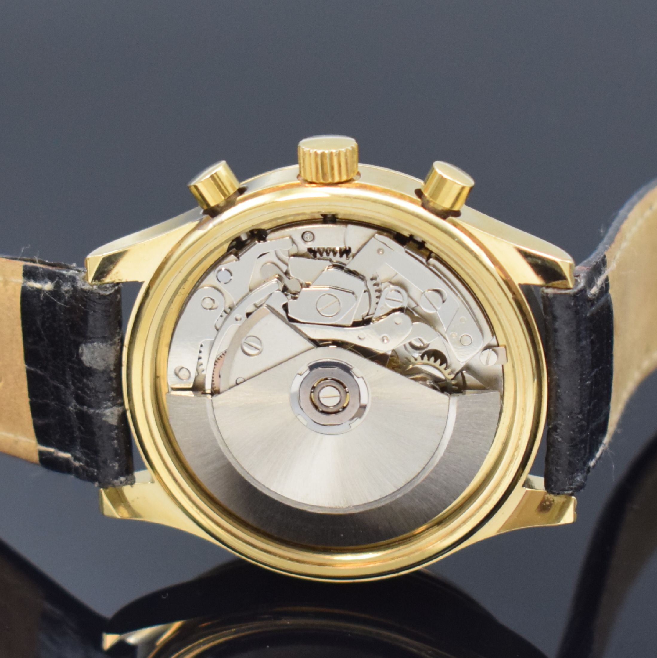Detail d: CHRONOSWISS vergoldeter Armbandchronograph mit Mondphase Referenz 77990, Automatik, Schweiz um 1995, verschr. Edelstahlboden, emailfarb. Zifferbl. m. ...