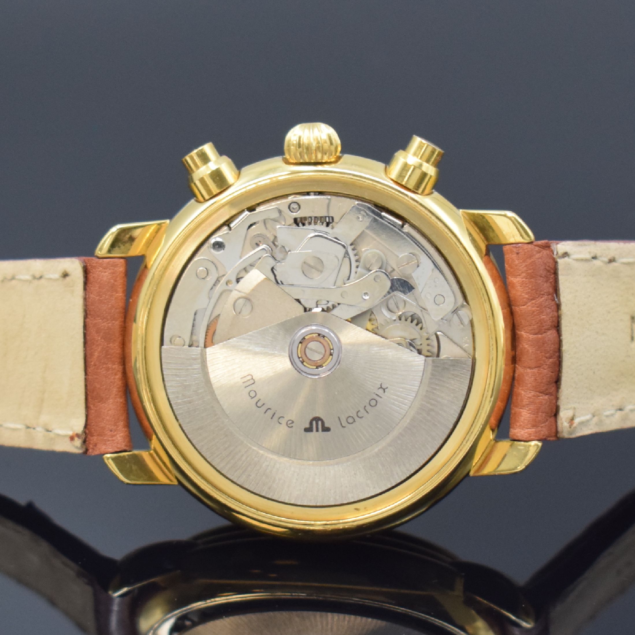 Detail d: MAURICE LACROIX vergoldeter Armbandchronograph Referenz 39353, Automatik, Schweiz um 2000, Edelstahlboden aufgedr., orig. Lederband m. orig. ...