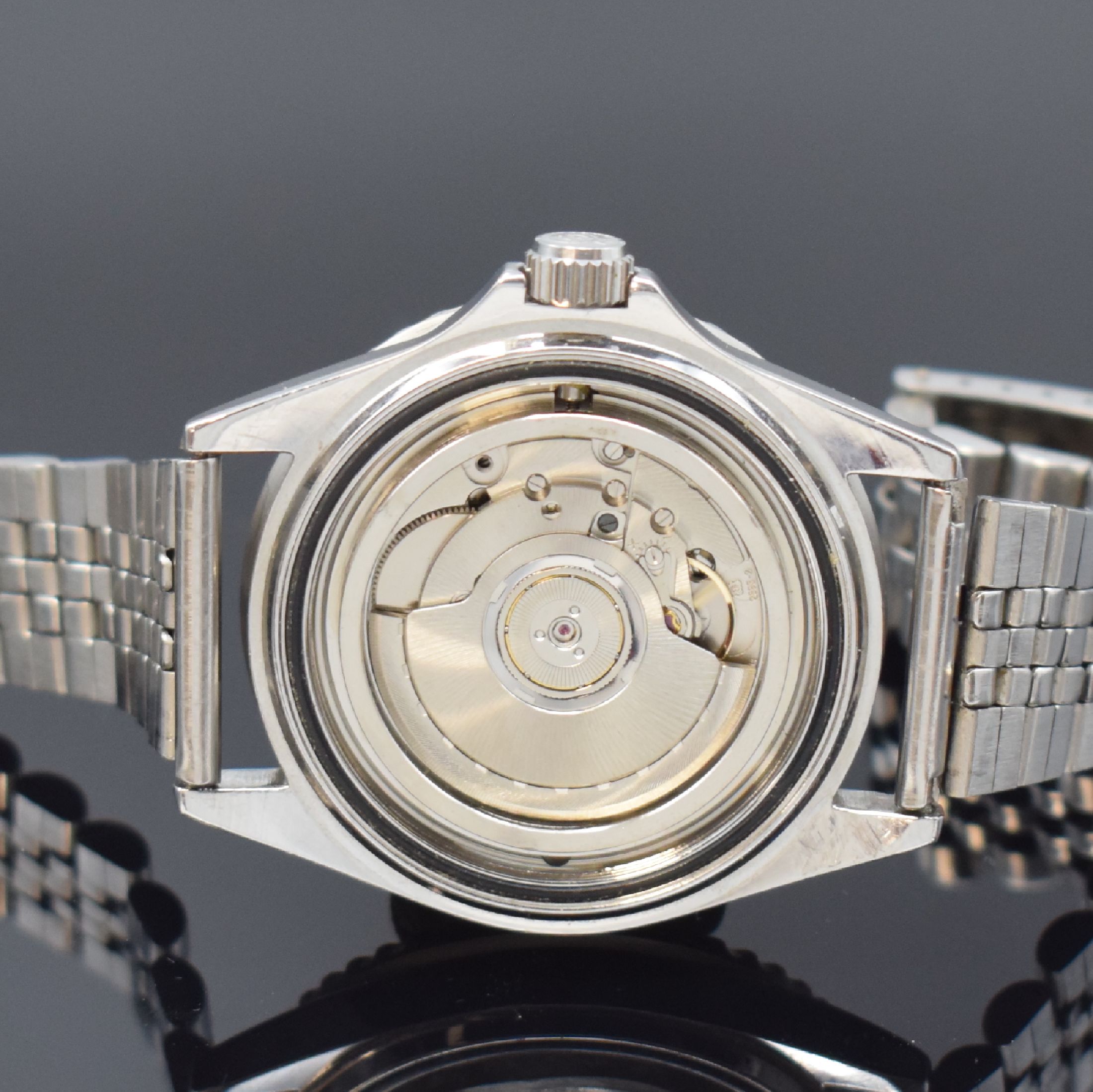 Detail e: STEINHART Ocean GMT sportliche Armbanduhr in Stahl, Automatik, Schweiz um 2020, neutr. Gliederband, Boden und Krone verschr., ab Herst. wasserd., ...