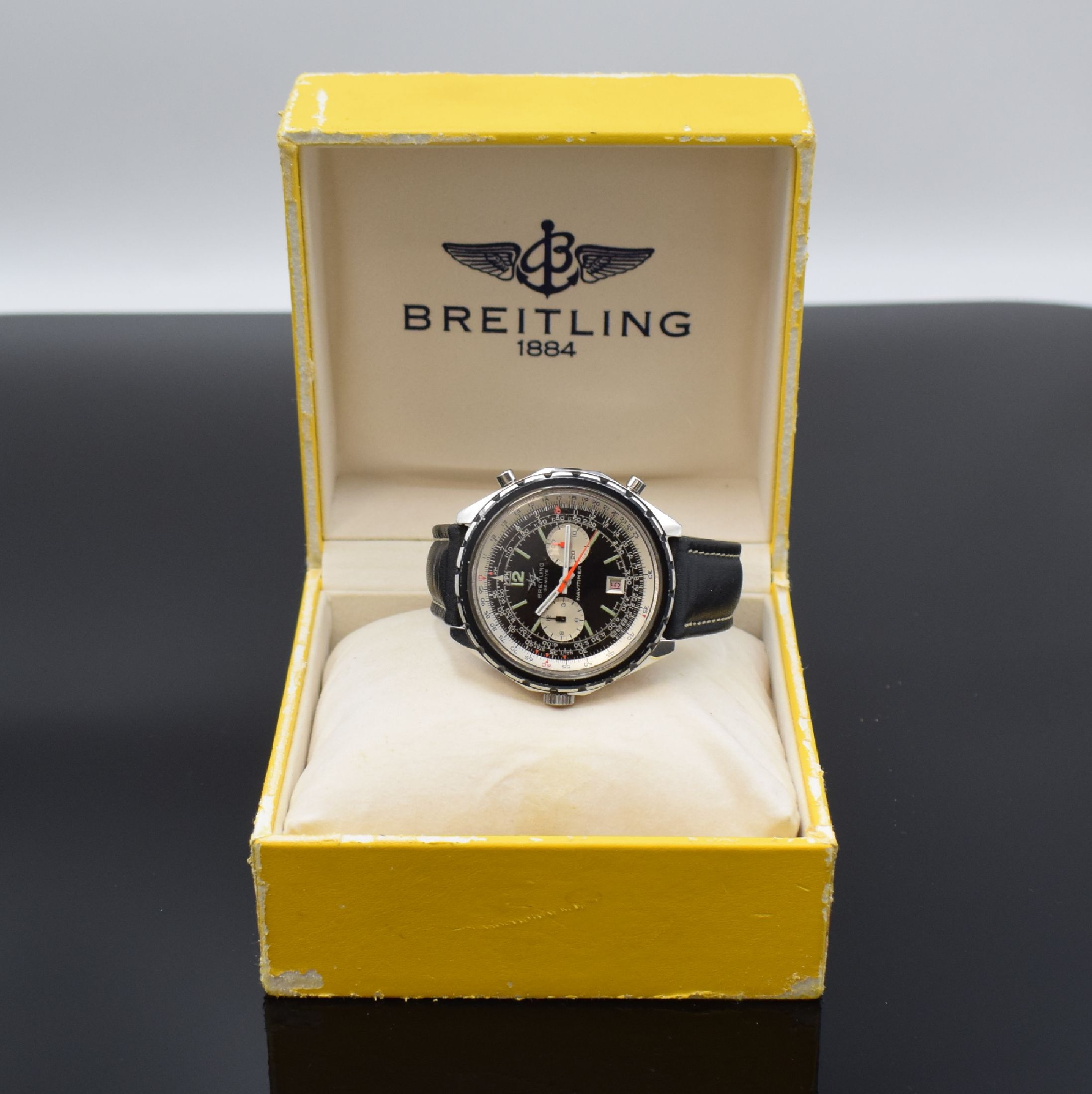 Detail h: BREITLING Navitimer Armbandchronograph Referenz 1806 in Stahl, Automatik, Schweiz um 1972, verschr. Boden (stark poliert) orig. Krone und Drücker, ...