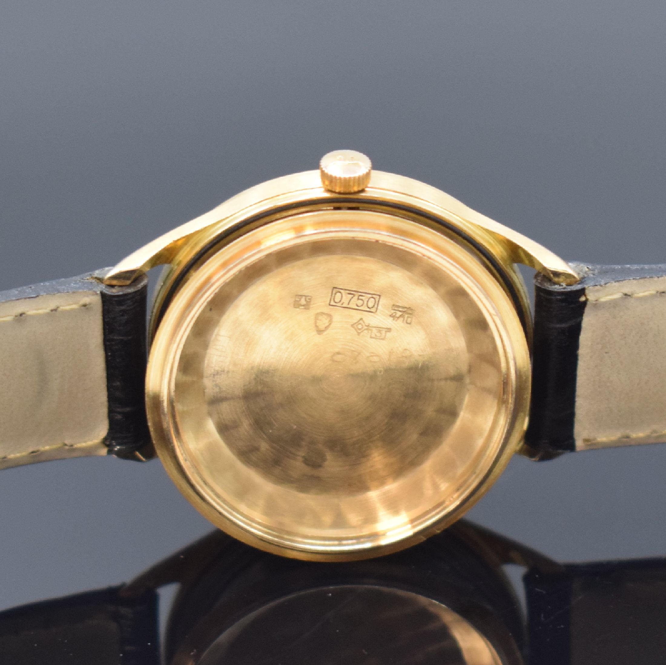 Detail f: Jaeger-LeCoultre Armbanduhr in RG 750/000, Automatik, Schweiz um 1960, Boden verschr., silb. Zifferbl. m. aufgel. Indizes altersbed. fl., Anz. v. ...