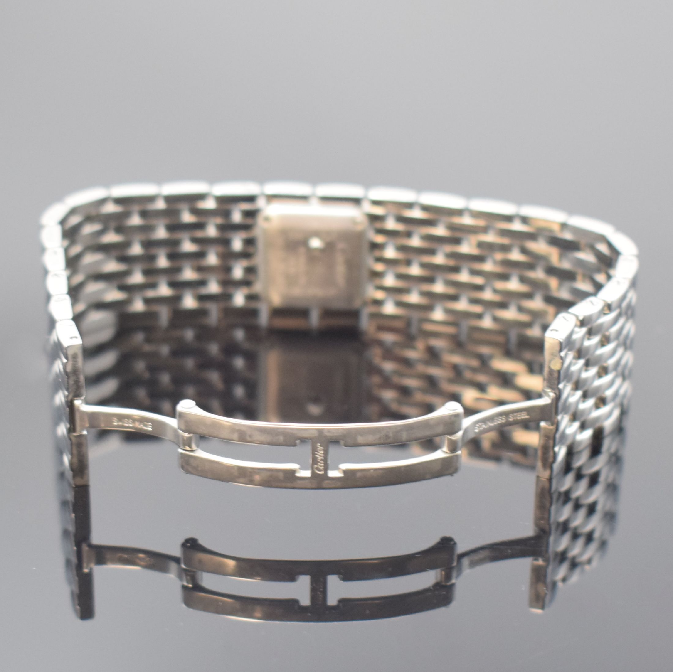 Detail b: CARTIER Panthere Manchette Ruban Damenuhr in Stahl, Schweiz um 2000, quartz, 9-reihiges feines Gliederband m. Doppelfaltschl., darin einges. ...
