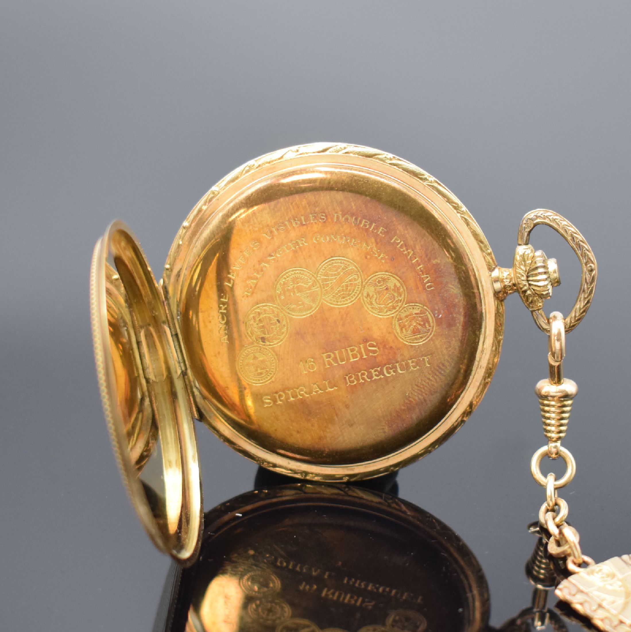 Detail e: LUXOR Chronometre Savonette in GG 585/000 mit vergoldeter Chatelaine, Schweiz um 1925, gut erhaltenes streifen-guill. Geh., floral grav. Rand, verg. ...