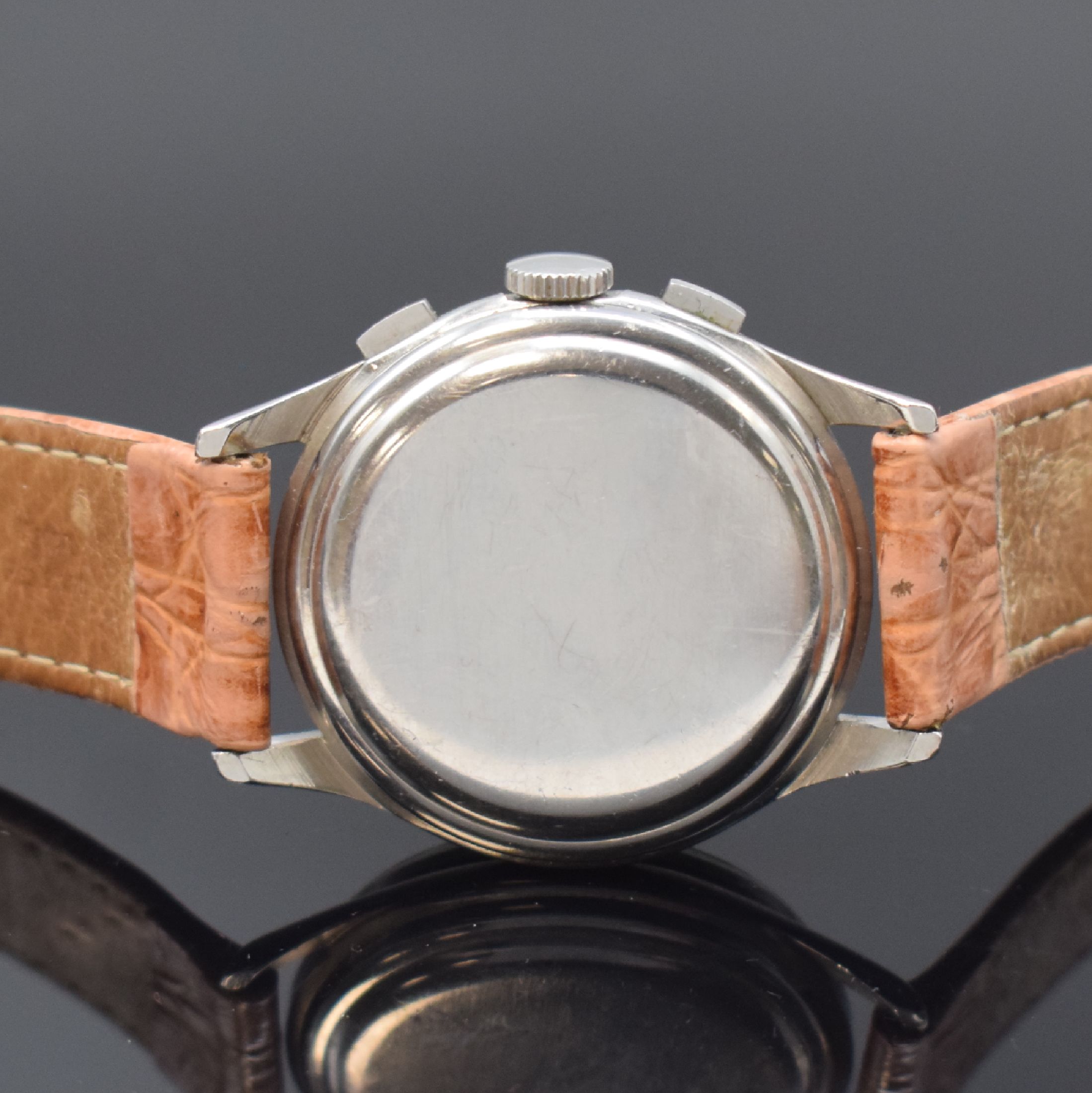 Detail c: TECHNICUM CANTONAL BIENNE sehr seltener Valjoux 72 Armbandchronograph in Stahl, Schweiz um 1950, Handaufzug, 3-tlg. Geh., Boden u. Glasrand aufgedr., ...