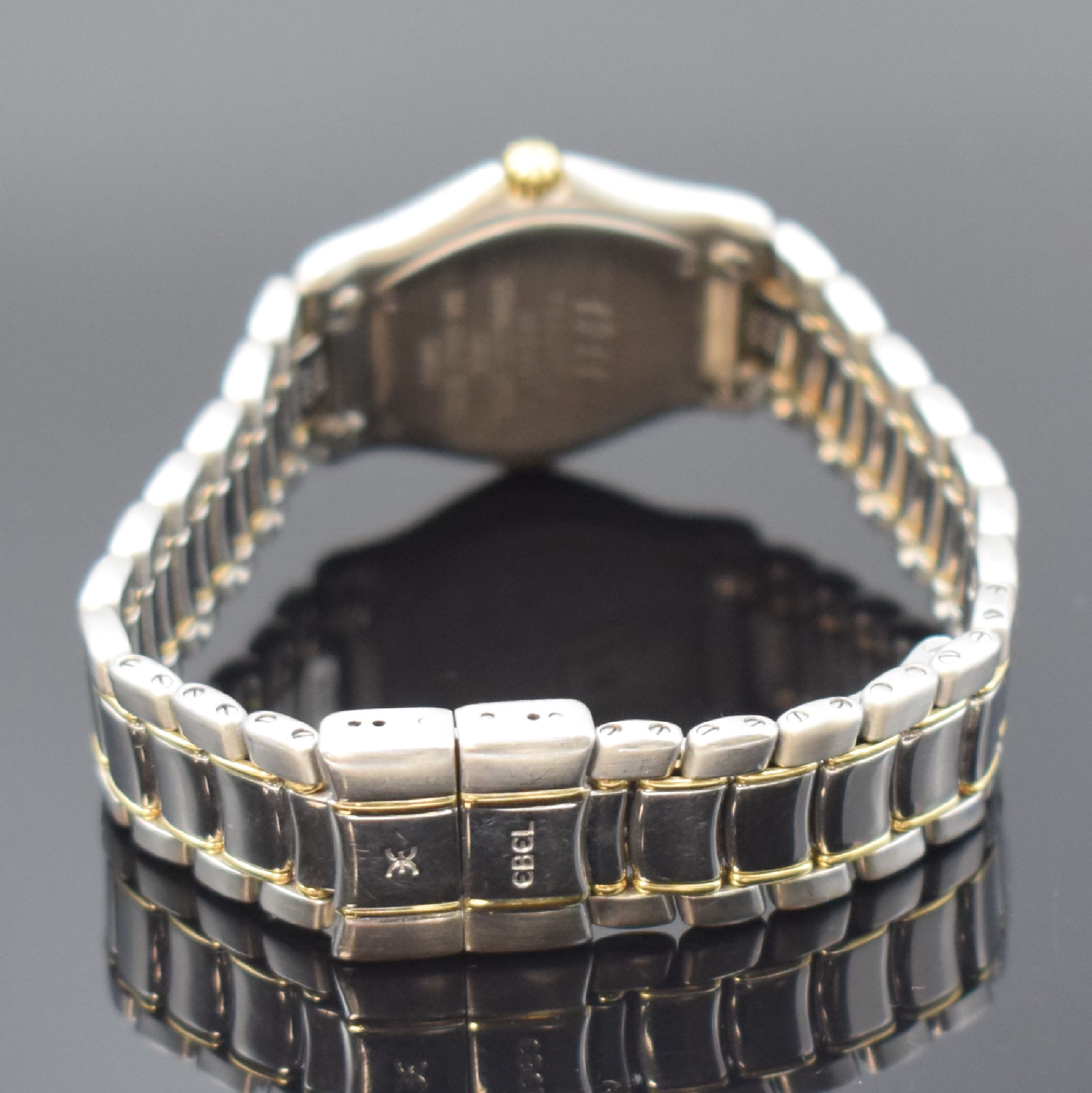 Detail b: EBEL 1911 Damenarmbanduhr in Stahl/Gold Referenz 188901, Schweiz um 1995, quarz, Boden 4-fach verschr., orig. Gliederband m. Faltschl., 5-fach ...